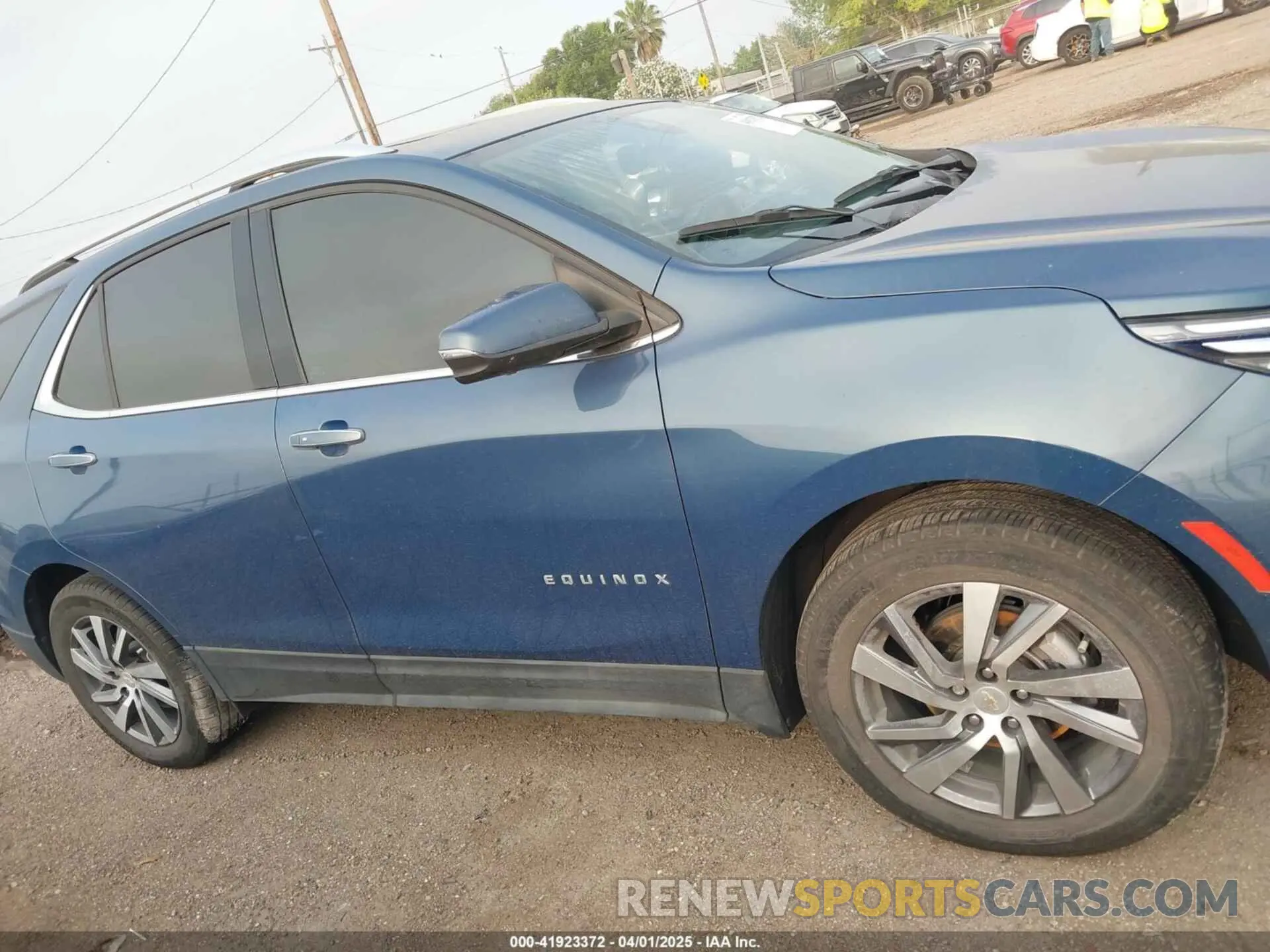 12 fotografías del automóvil dañado 3GNAXNEG3RL122989 CHEVROLET EQUINOX 2024