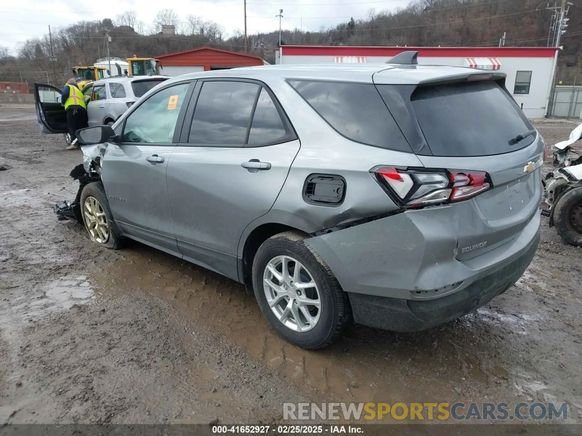 3 fotografías del automóvil dañado 3GNAXSEG0RL265915 CHEVROLET EQUINOX 2024