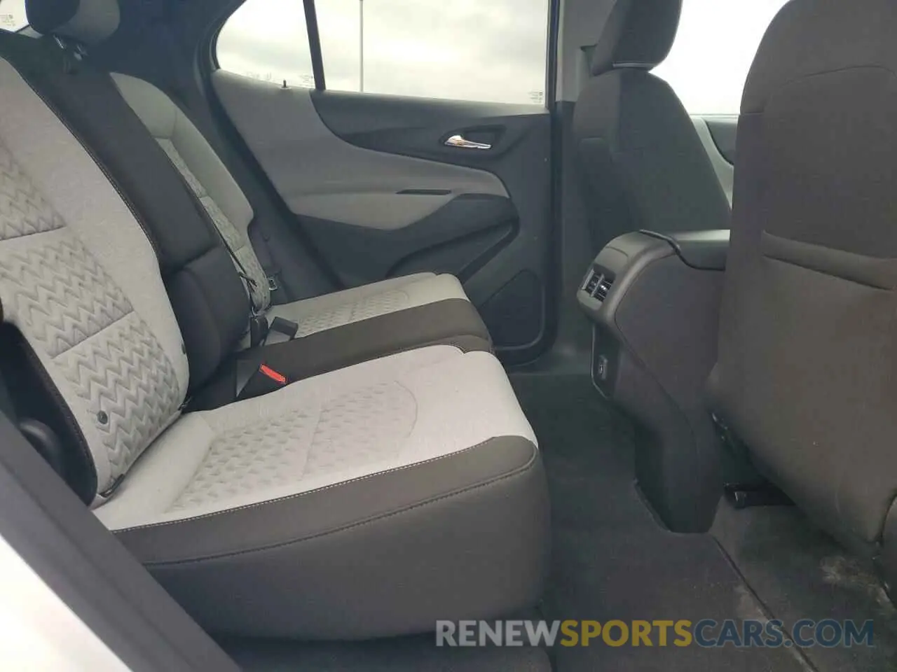 11 fotografías del automóvil dañado 3GNAXSEG1RL319190 CHEVROLET EQUINOX 2024