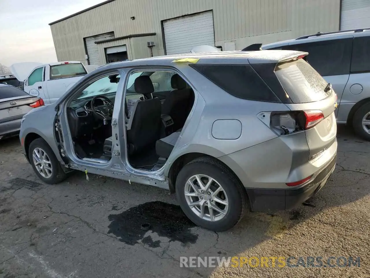 2 fotografías del automóvil dañado 3GNAXSEG2RL151270 CHEVROLET EQUINOX 2024