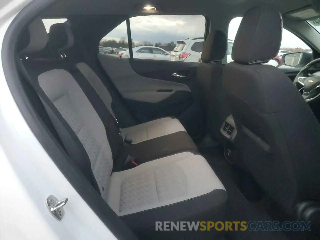 11 fotografías del automóvil dañado 3GNAXSEG5RL286954 CHEVROLET EQUINOX 2024