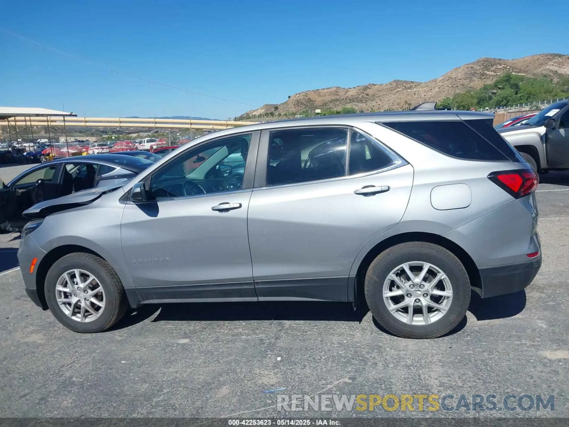 15 fotografías del automóvil dañado 3GNAXTEG1RL256629 CHEVROLET EQUINOX 2024