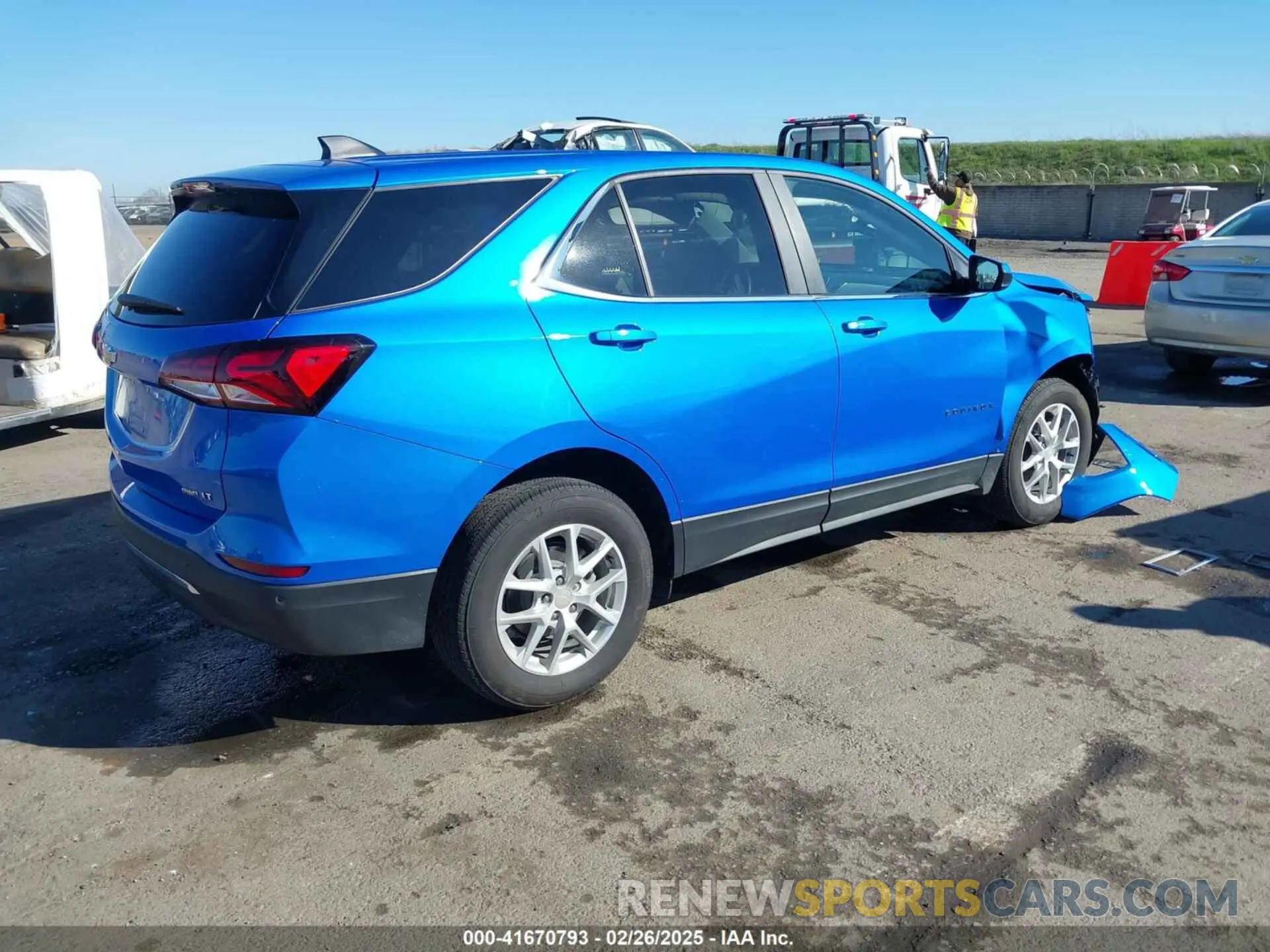 4 fotografías del automóvil dañado 3GNAXUEG0RL152090 CHEVROLET EQUINOX 2024