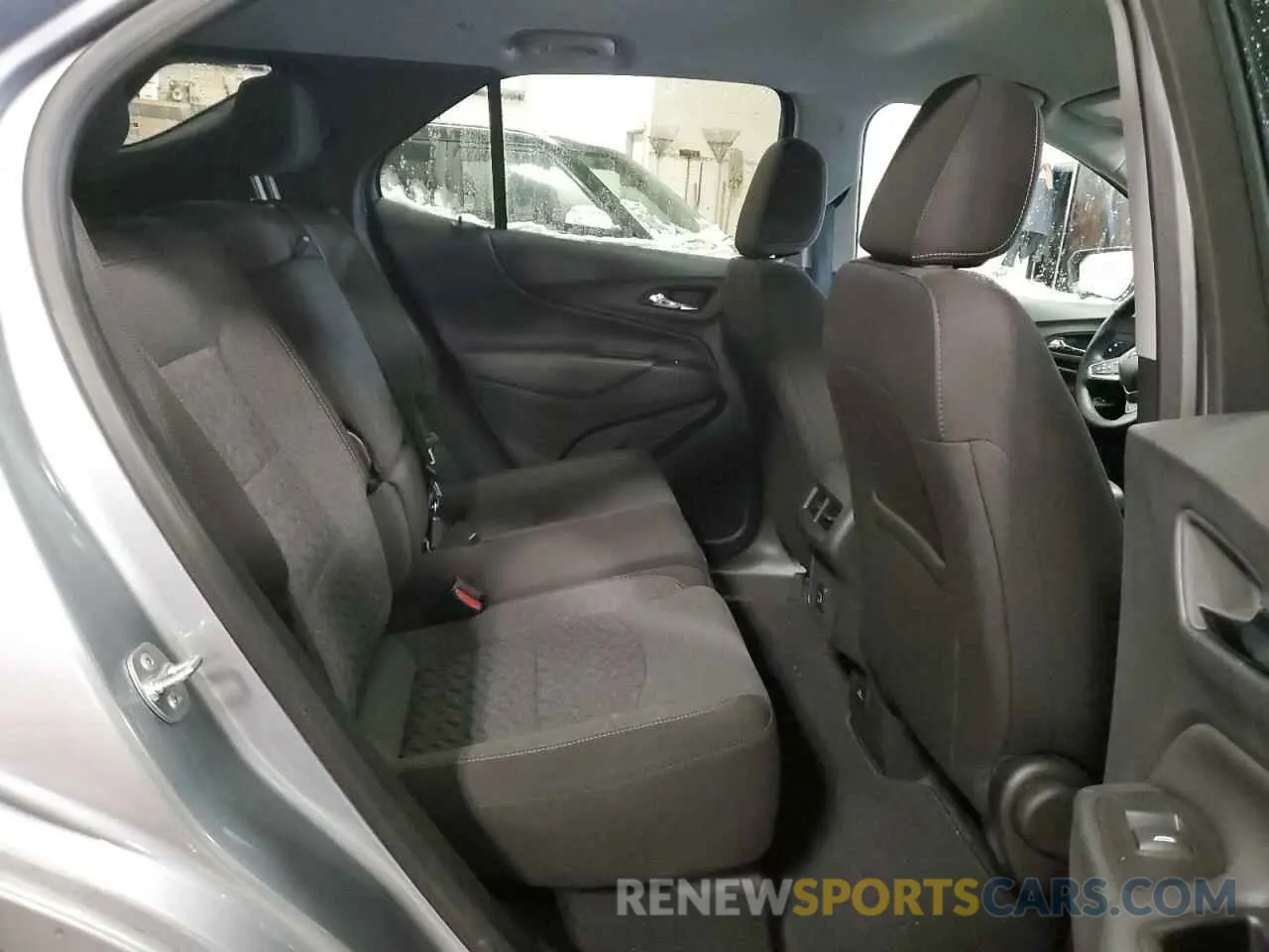 11 fotografías del automóvil dañado 3GNAXUEG0RL364228 CHEVROLET EQUINOX 2024