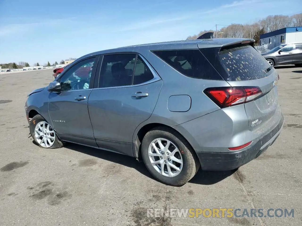 2 fotografías del automóvil dañado 3GNAXUEG1RS118200 CHEVROLET EQUINOX 2024
