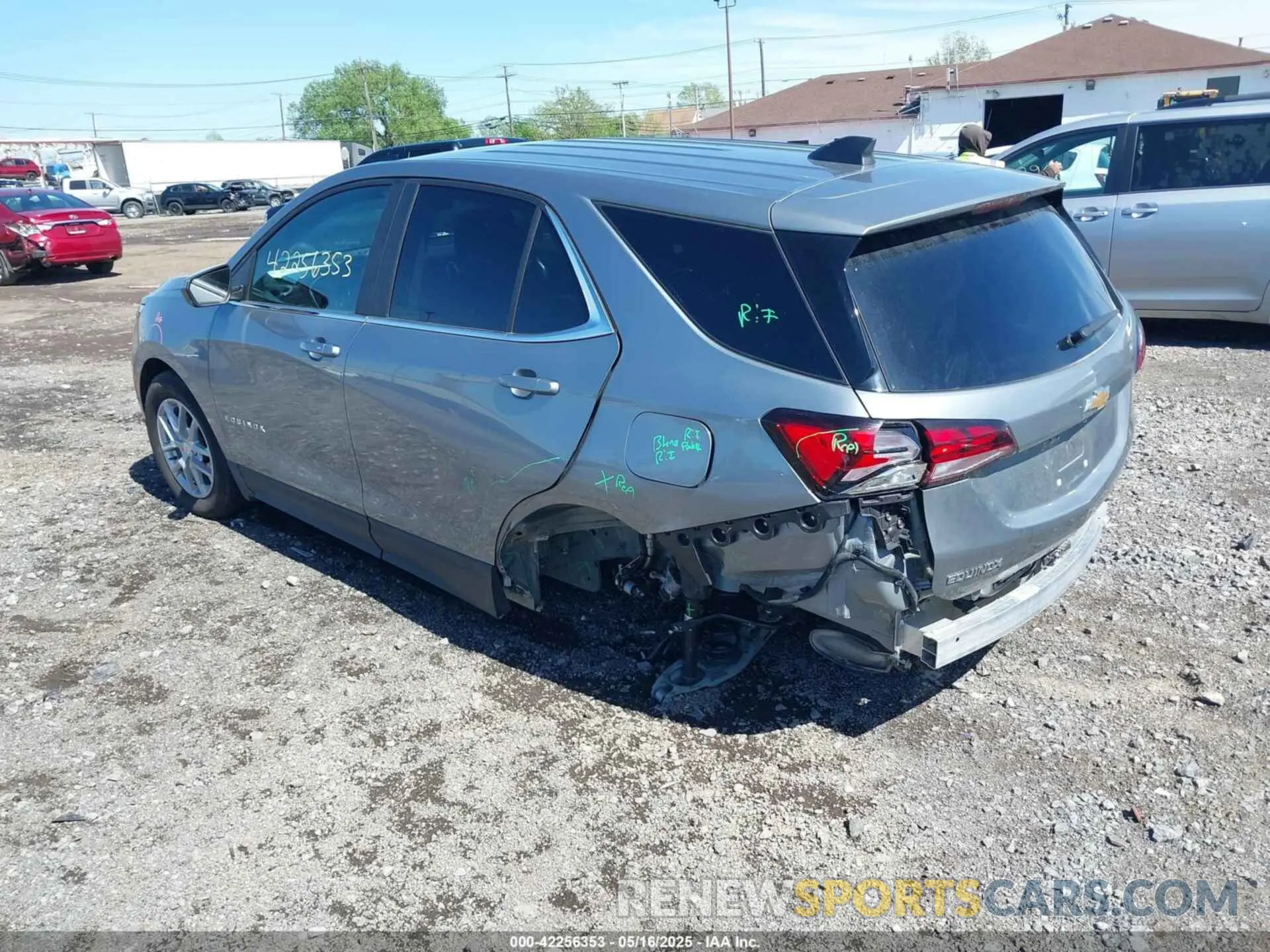 3 fotografías del automóvil dañado 3GNAXUEG1RS142240 CHEVROLET EQUINOX 2024