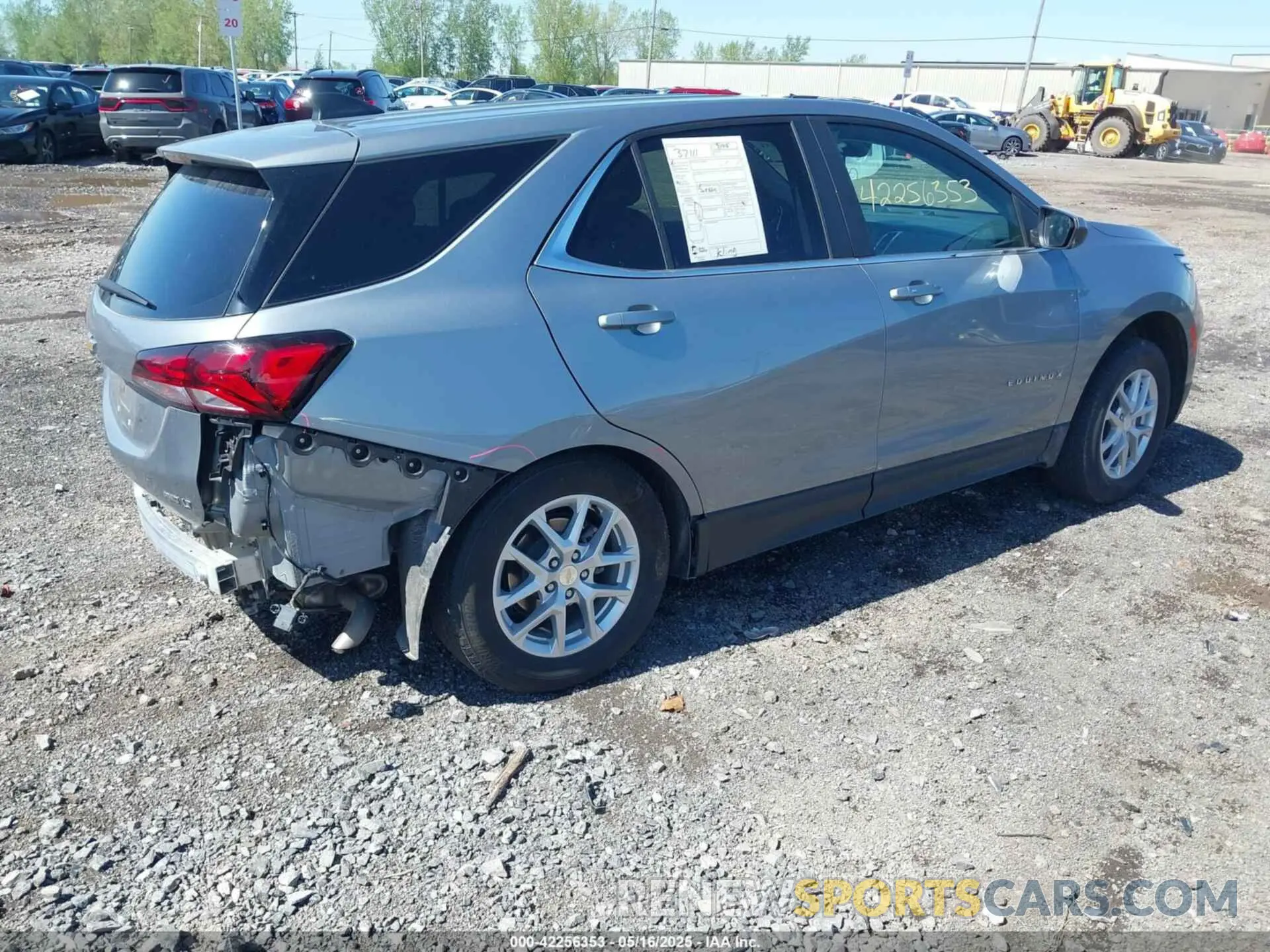 4 fotografías del automóvil dañado 3GNAXUEG1RS142240 CHEVROLET EQUINOX 2024