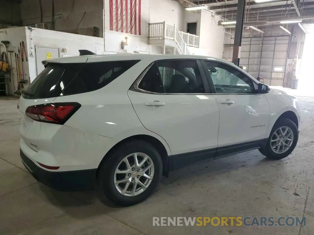 3 fotografías del automóvil dañado 3GNAXUEG2RL347379 CHEVROLET EQUINOX 2024