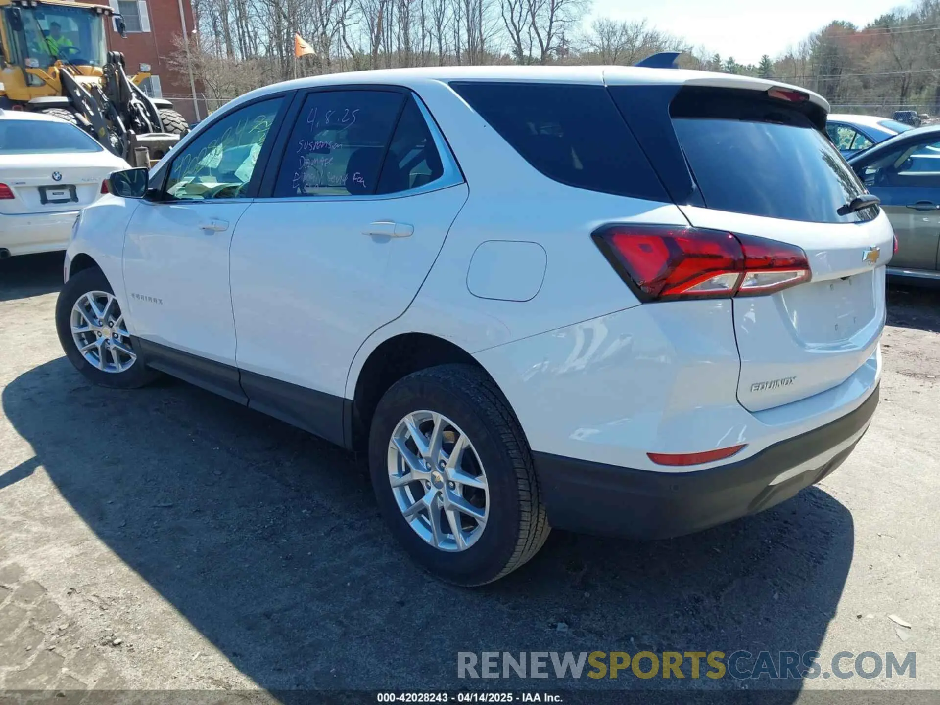 3 fotografías del automóvil dañado 3GNAXUEG2RL348046 CHEVROLET EQUINOX 2024