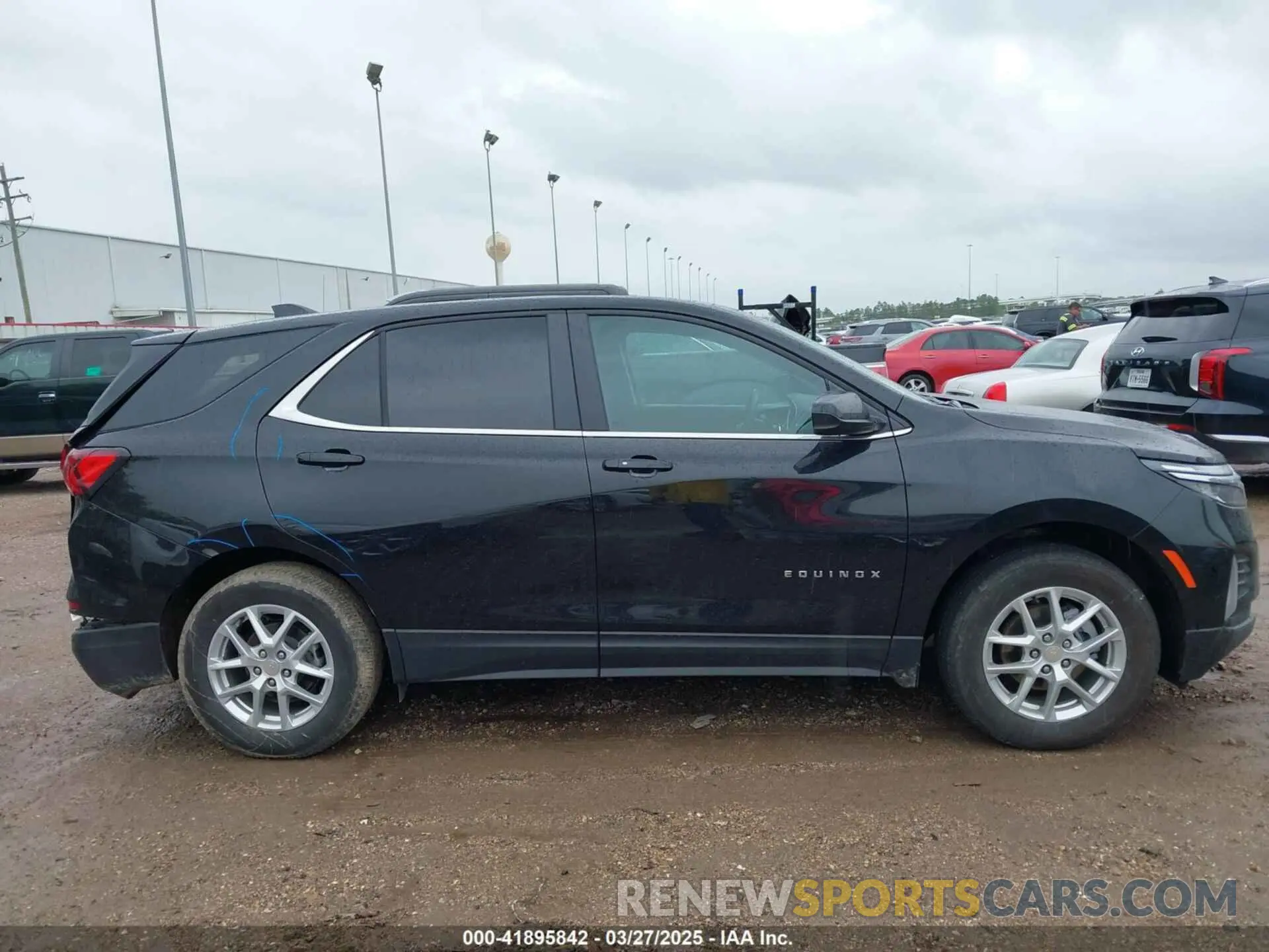 13 fotografías del automóvil dañado 3GNAXUEG2RL362027 CHEVROLET EQUINOX 2024