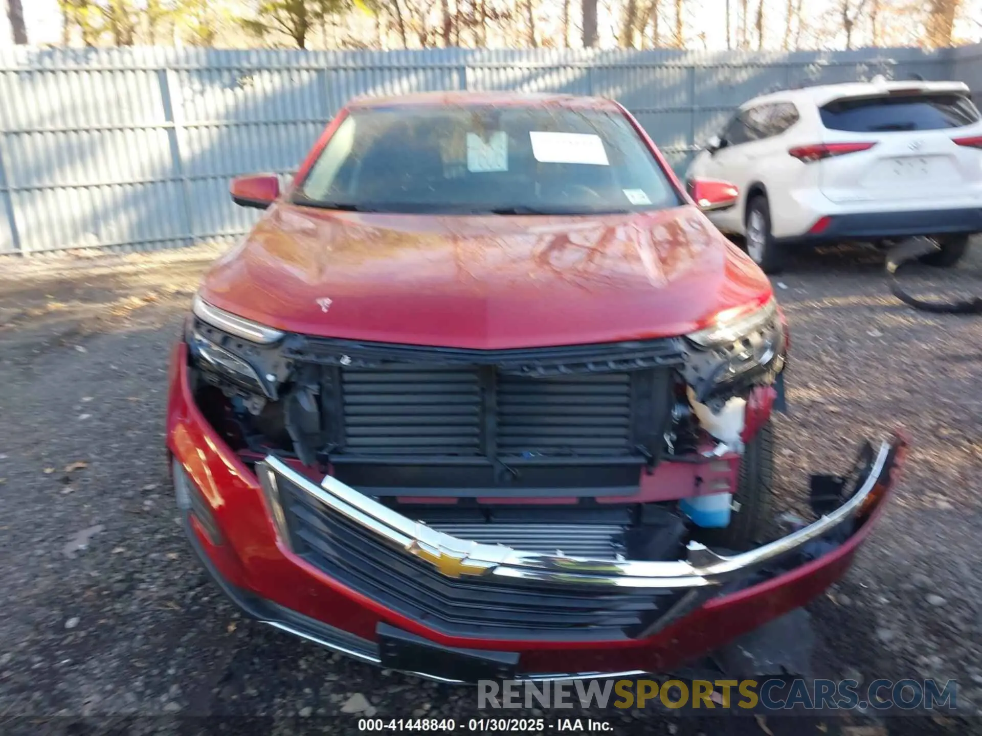 12 fotografías del automóvil dañado 3GNAXUEG2RS243562 CHEVROLET EQUINOX 2024