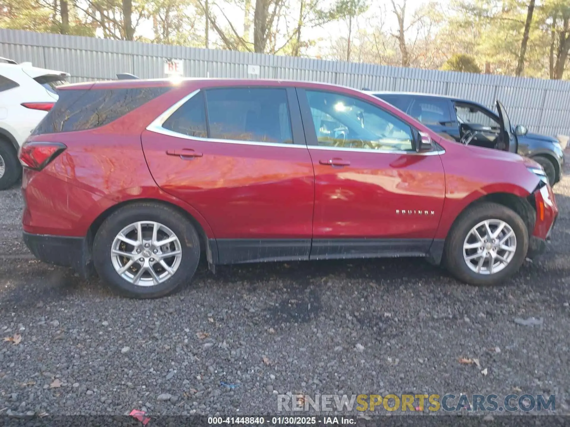 13 fotografías del automóvil dañado 3GNAXUEG2RS243562 CHEVROLET EQUINOX 2024