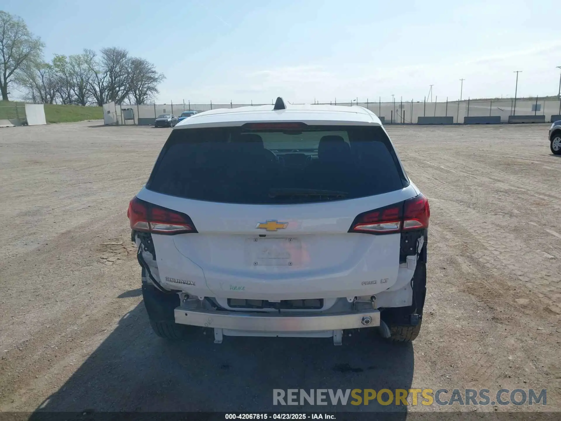 17 fotografías del automóvil dañado 3GNAXUEG3RL244777 CHEVROLET EQUINOX 2024