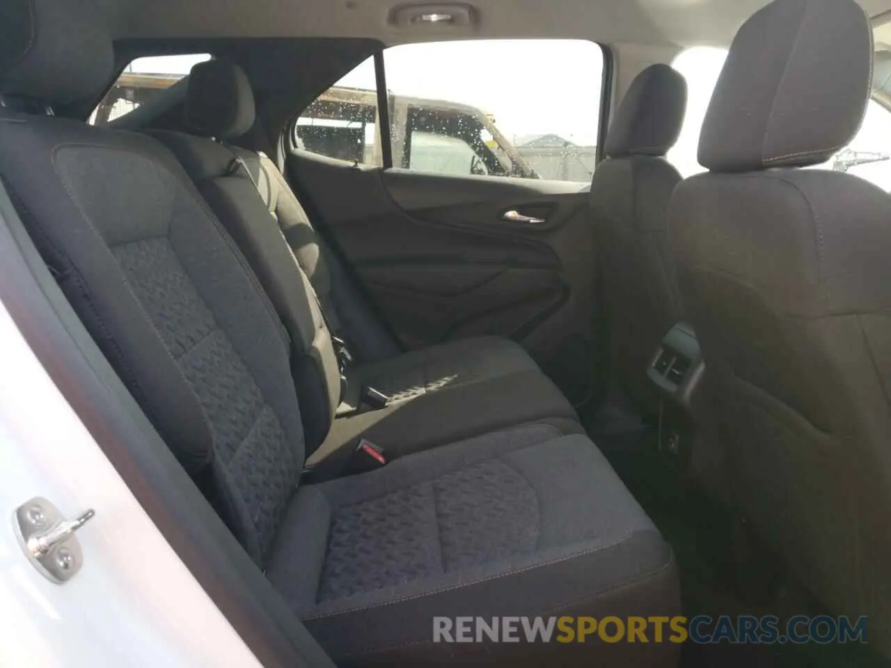 11 fotografías del automóvil dañado 3GNAXUEG3RS143261 CHEVROLET EQUINOX 2024