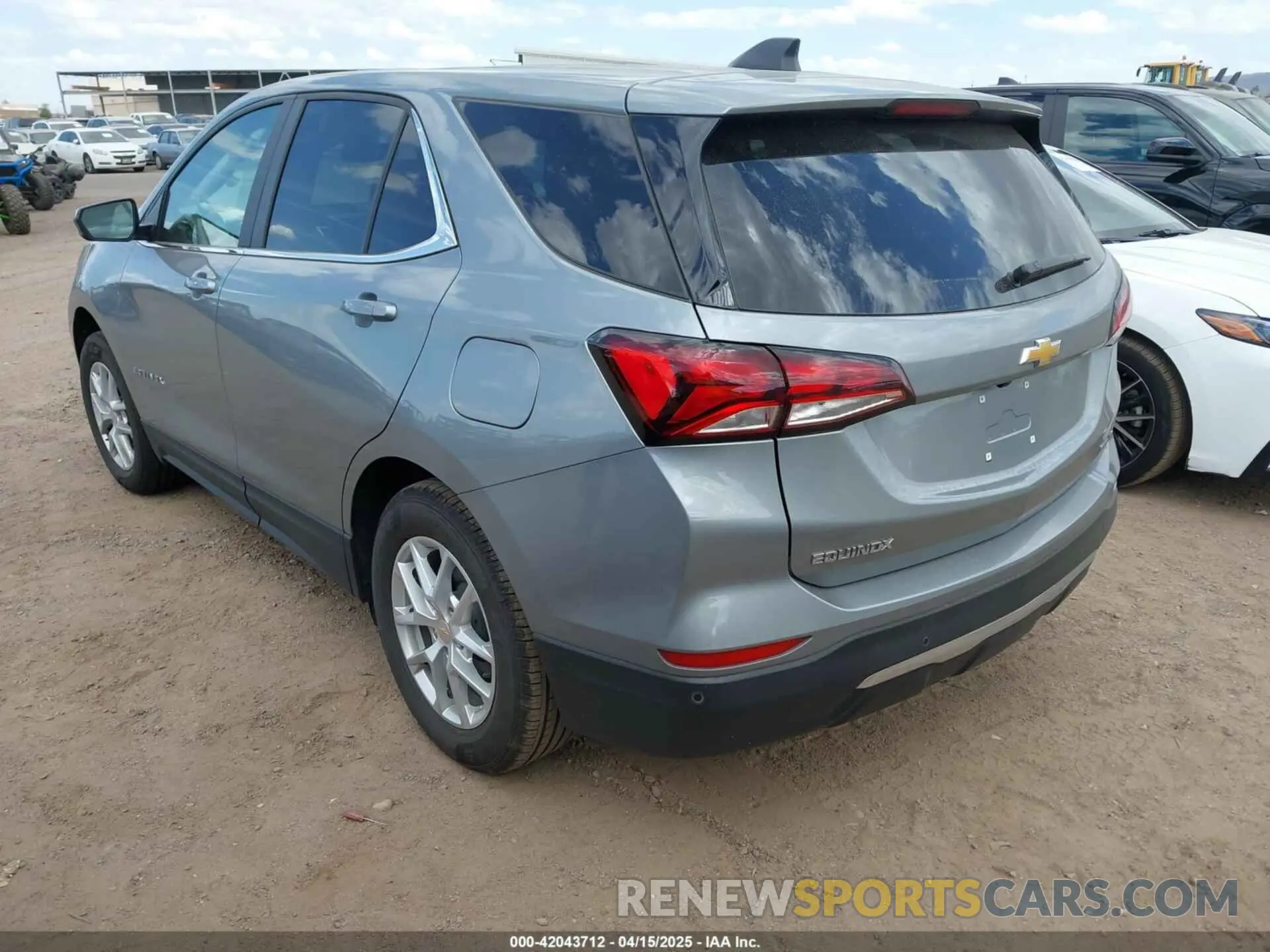 3 fotografías del automóvil dañado 3GNAXUEG3RS199409 CHEVROLET EQUINOX 2024