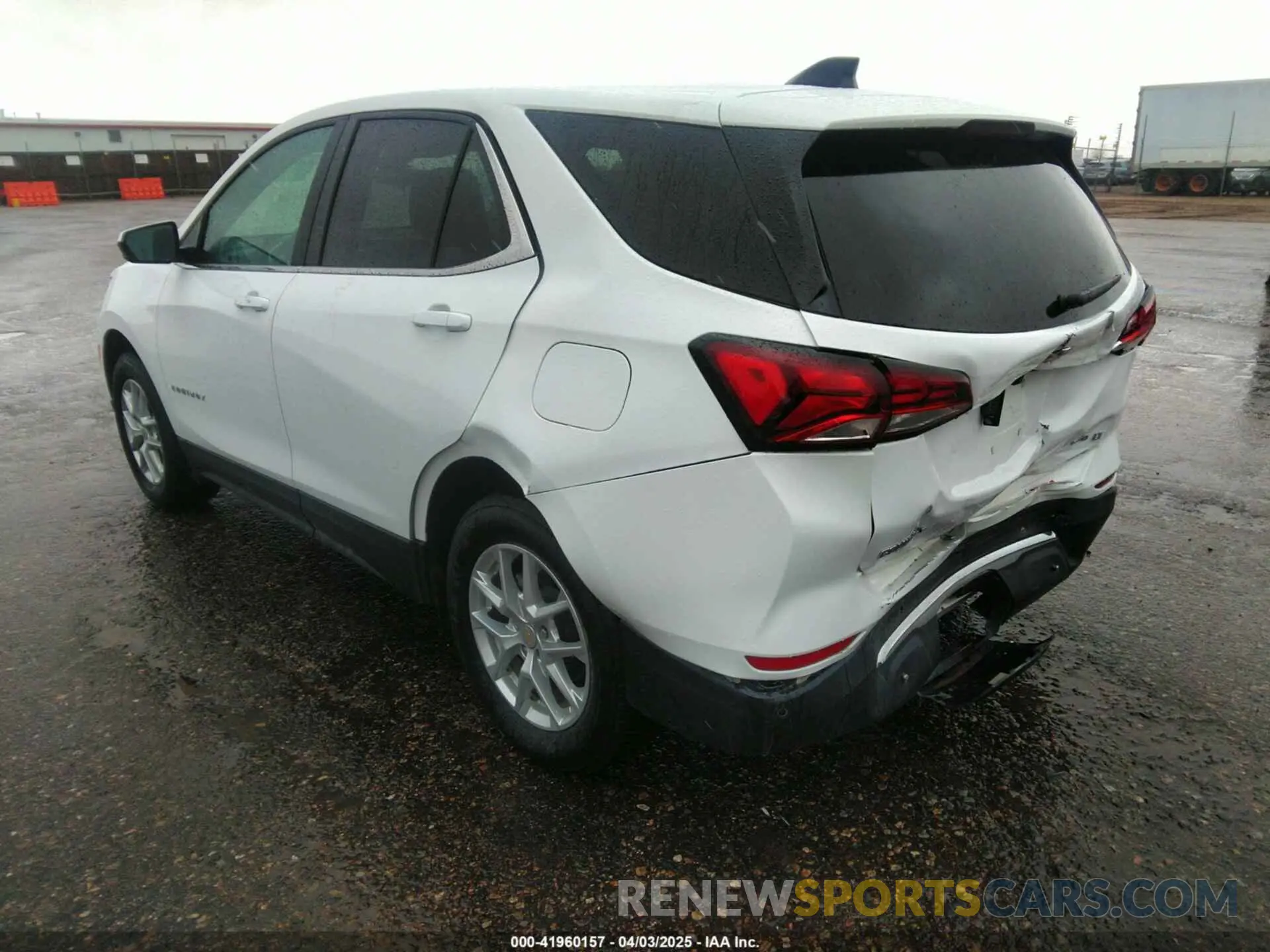 3 fotografías del automóvil dañado 3GNAXUEG5RL353239 CHEVROLET EQUINOX 2024