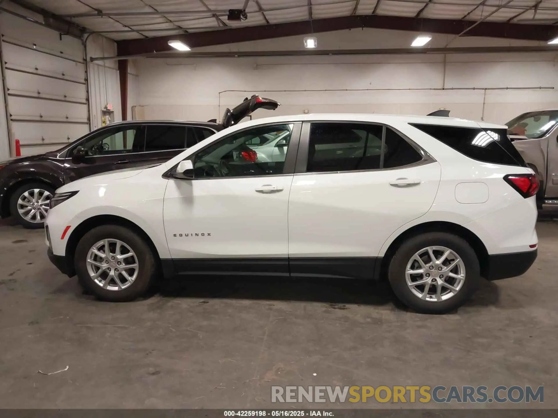 15 fotografías del automóvil dañado 3GNAXUEG5RS219692 CHEVROLET EQUINOX 2024