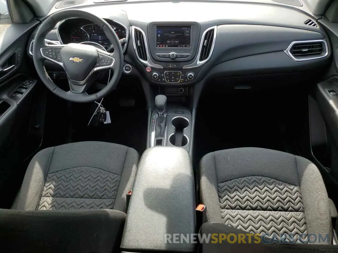 8 fotografías del automóvil dañado 3GNAXUEG6RL329838 CHEVROLET EQUINOX 2024