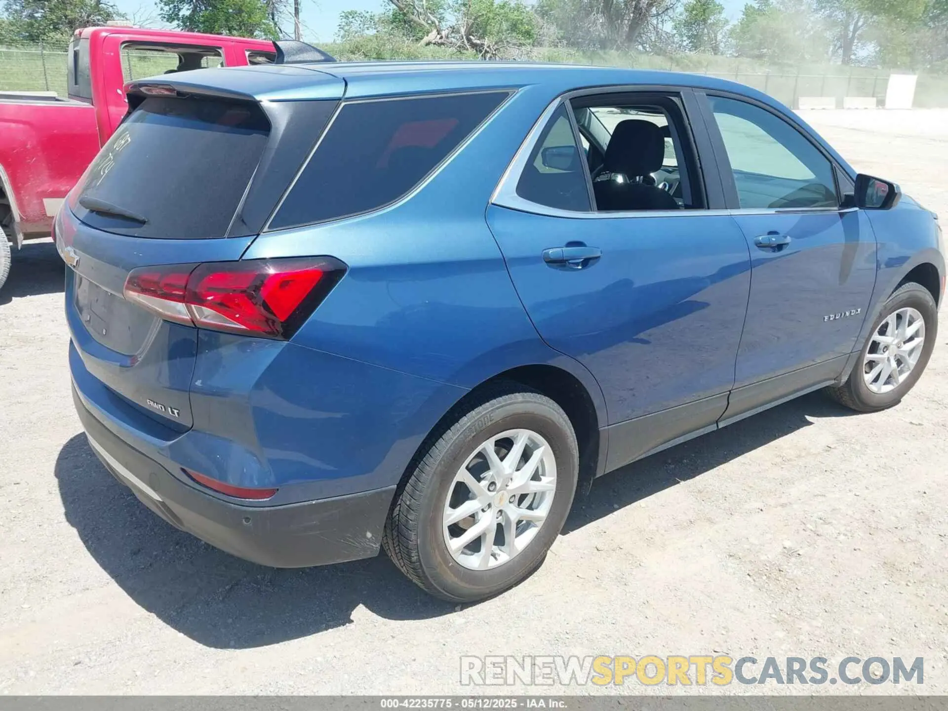 4 fotografías del automóvil dañado 3GNAXUEG7RL118485 CHEVROLET EQUINOX 2024