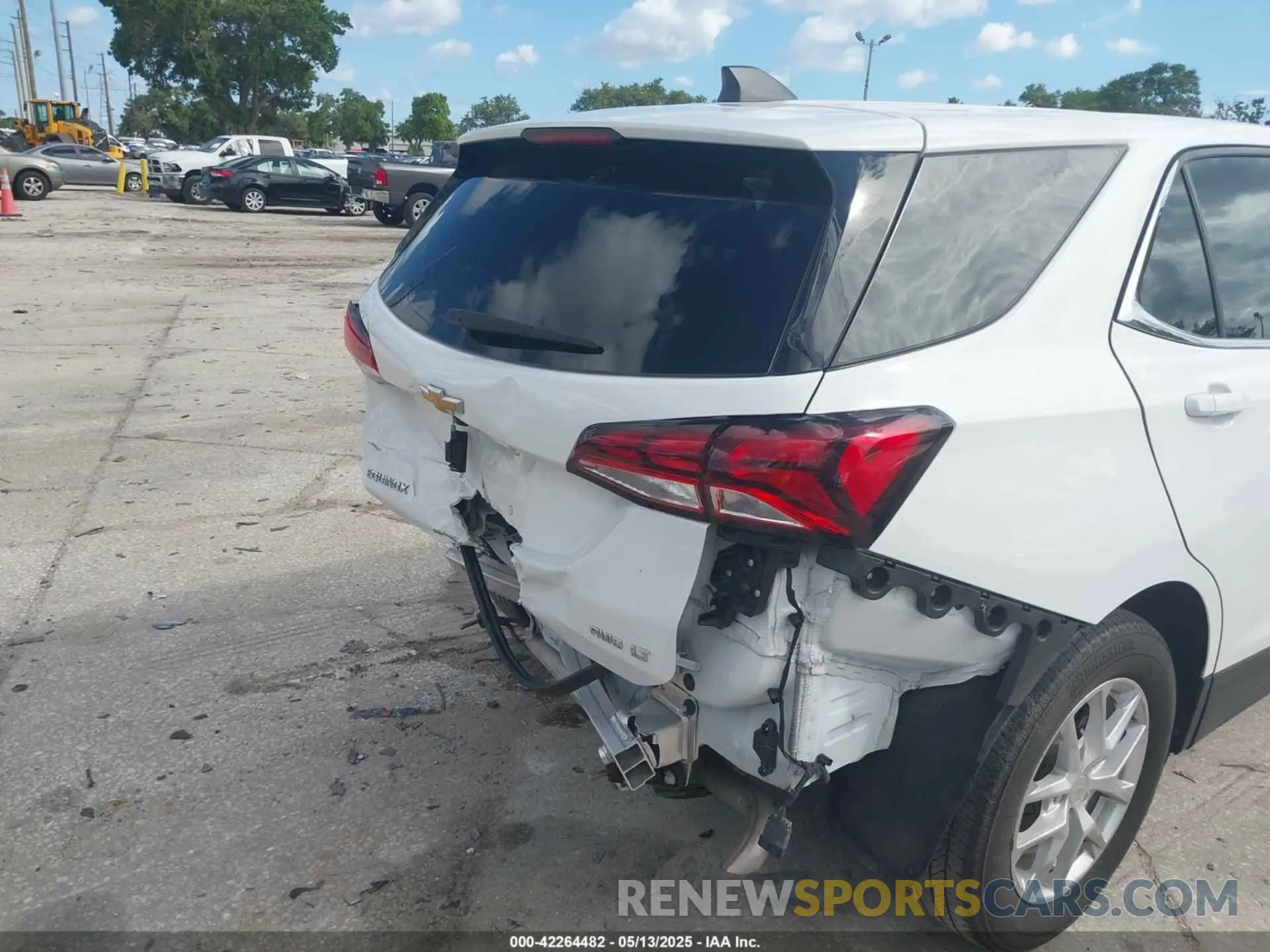 19 fotografías del automóvil dañado 3GNAXUEG7RL232423 CHEVROLET EQUINOX 2024