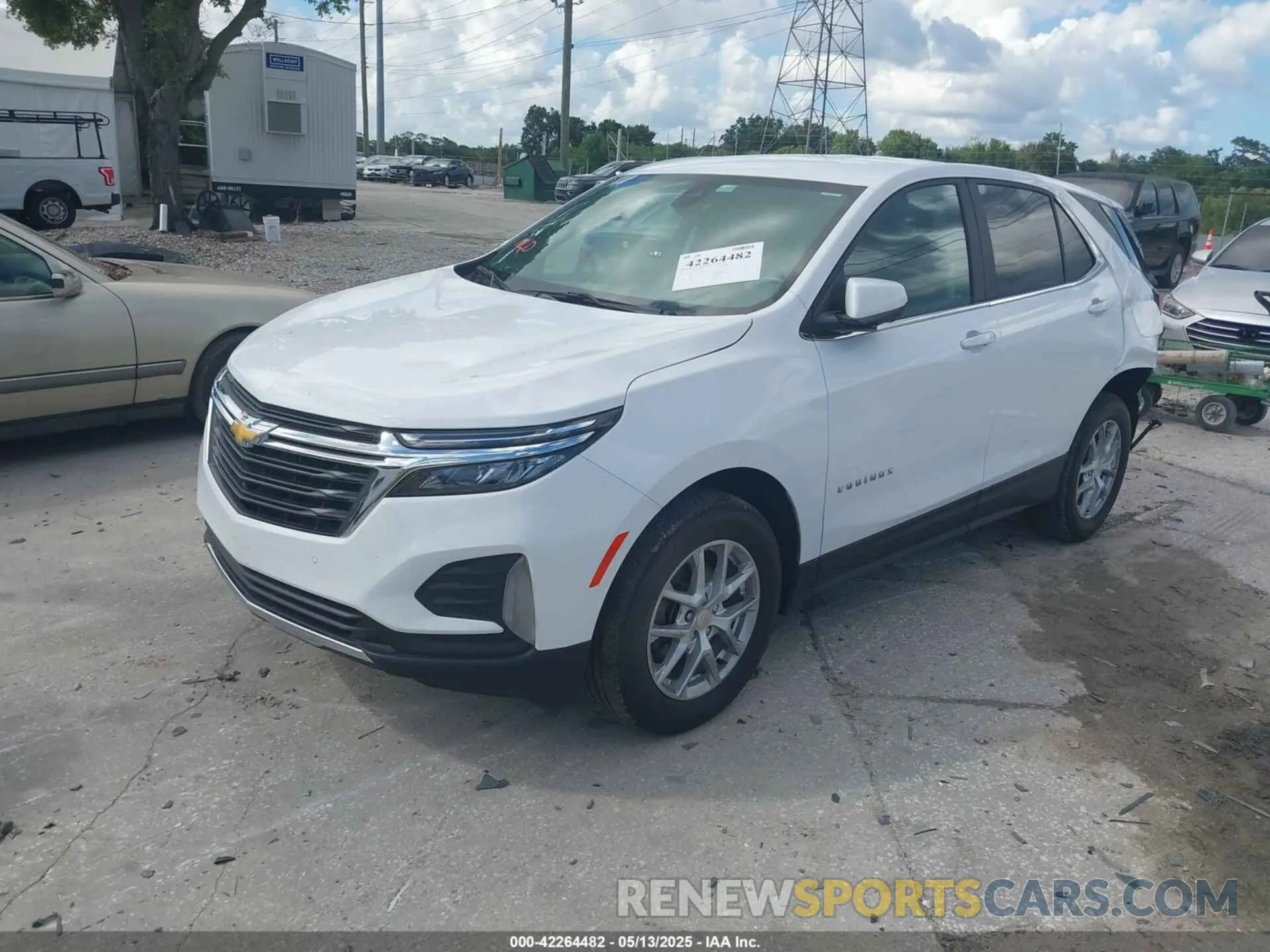 2 fotografías del automóvil dañado 3GNAXUEG7RL232423 CHEVROLET EQUINOX 2024