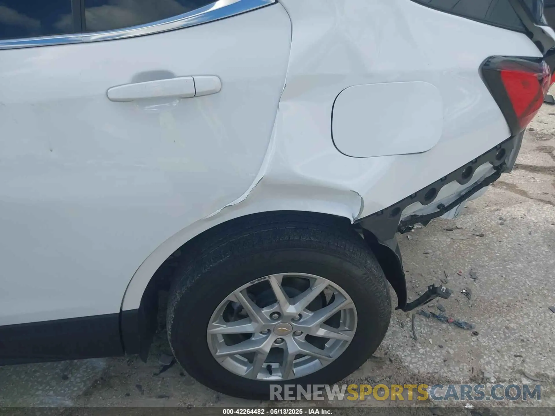 20 fotografías del automóvil dañado 3GNAXUEG7RL232423 CHEVROLET EQUINOX 2024