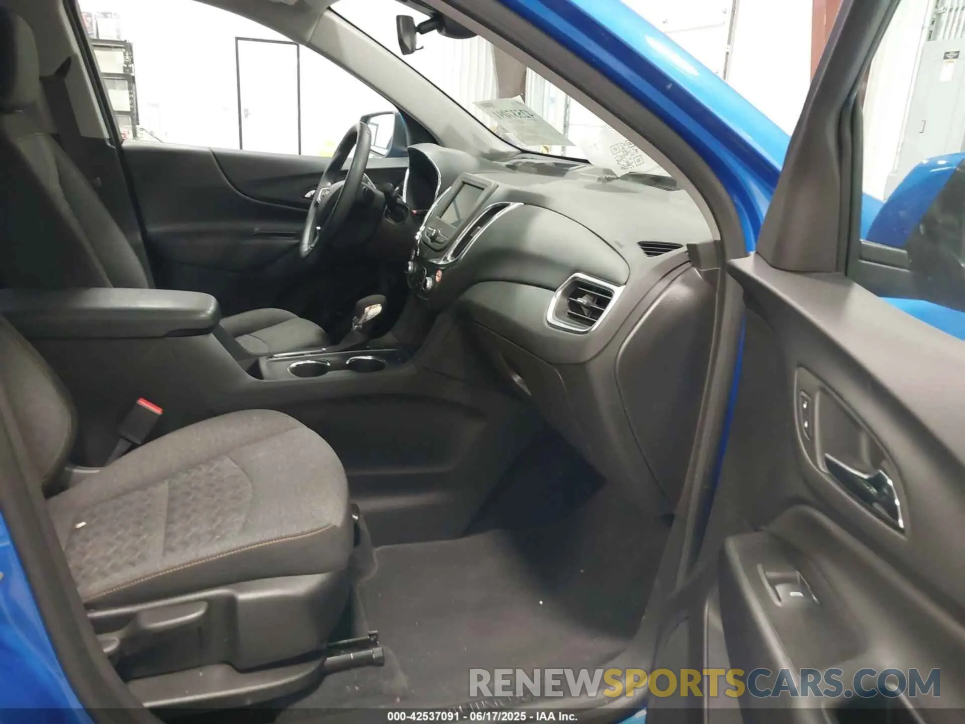 5 fotografías del automóvil dañado 3GNAXUEG7RS253570 CHEVROLET EQUINOX 2024