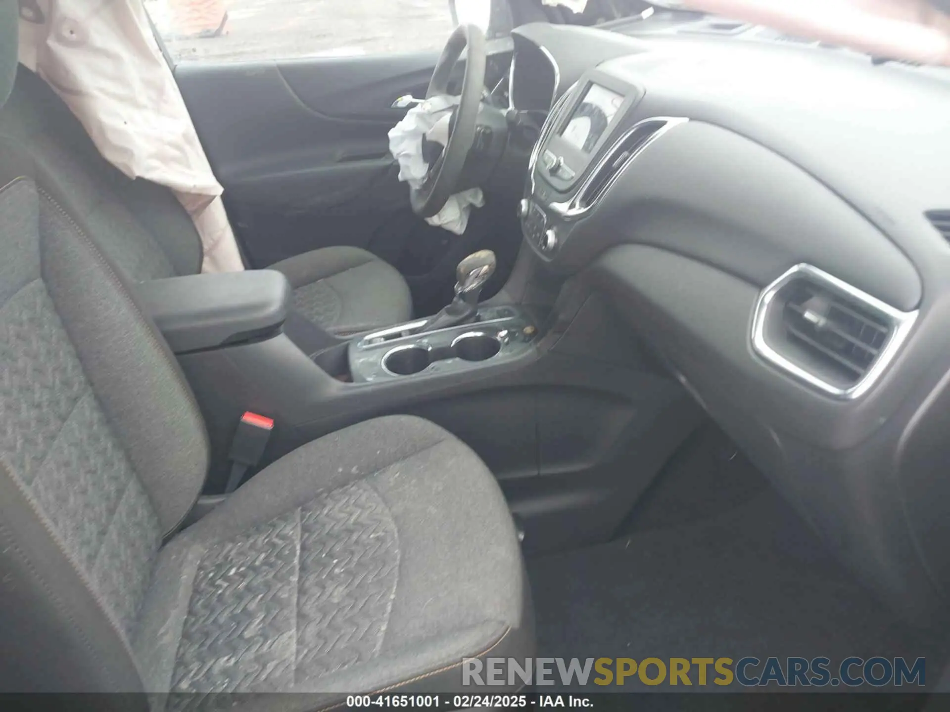 5 fotografías del automóvil dañado 3GNAXUEG8RL101890 CHEVROLET EQUINOX 2024