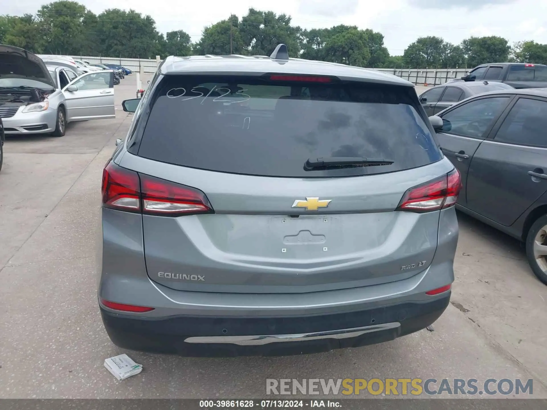 17 fotografías del automóvil dañado 3GNAXUEG8RL244287 CHEVROLET EQUINOX 2024