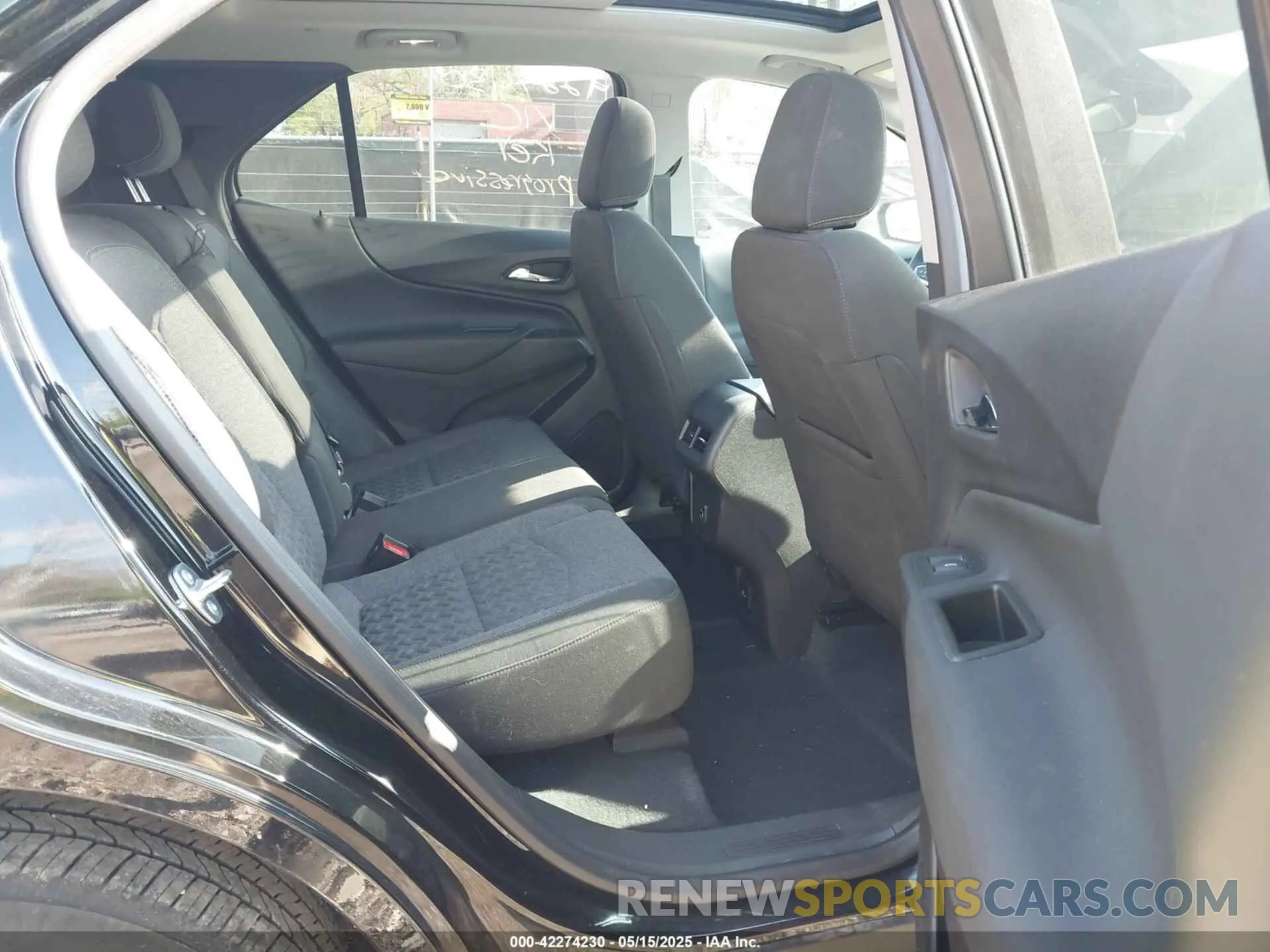 8 fotografías del automóvil dañado 3GNAXUEG8RL256052 CHEVROLET EQUINOX 2024