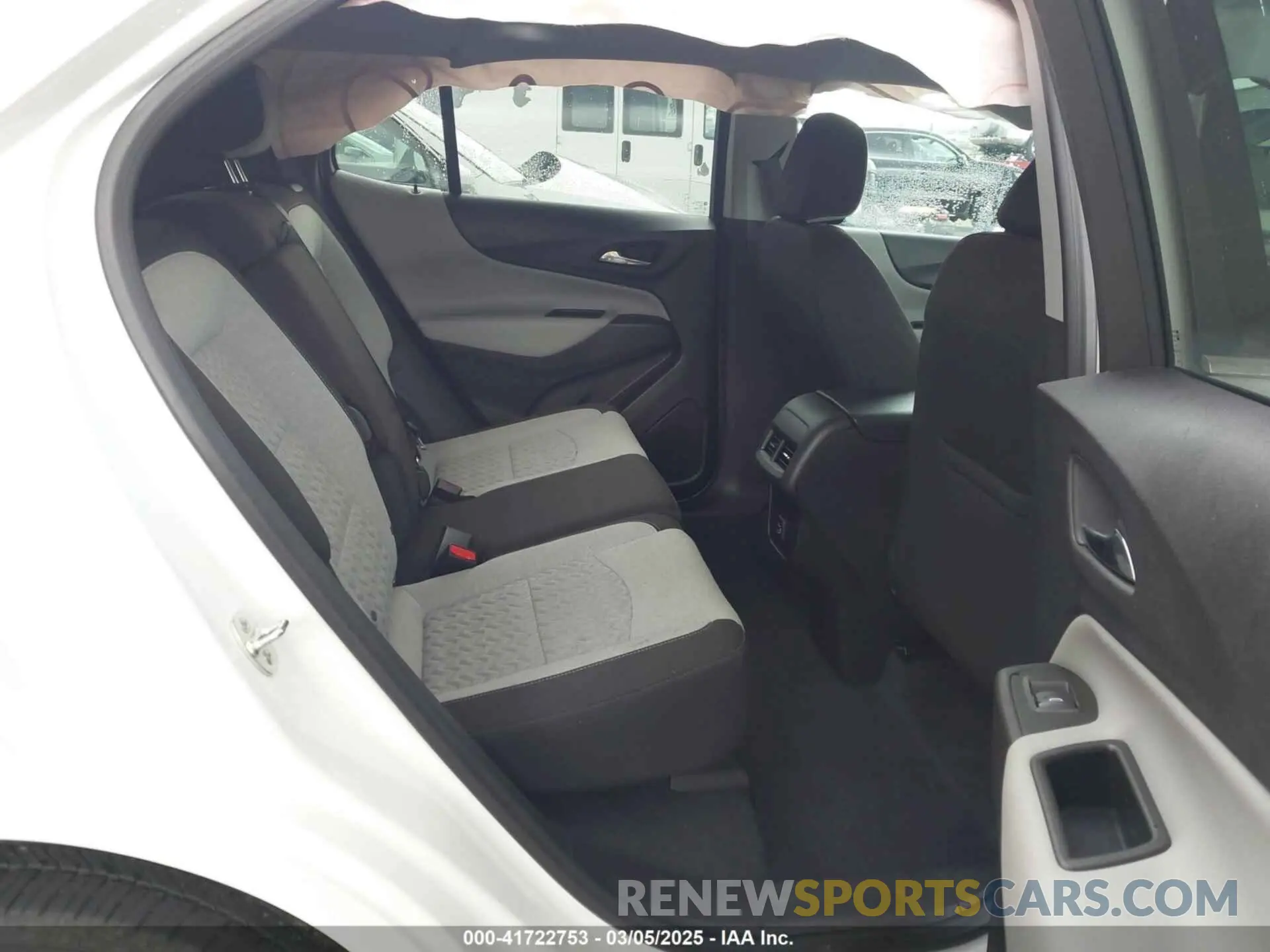 8 fotografías del automóvil dañado 3GNAXUEG8RL269013 CHEVROLET EQUINOX 2024