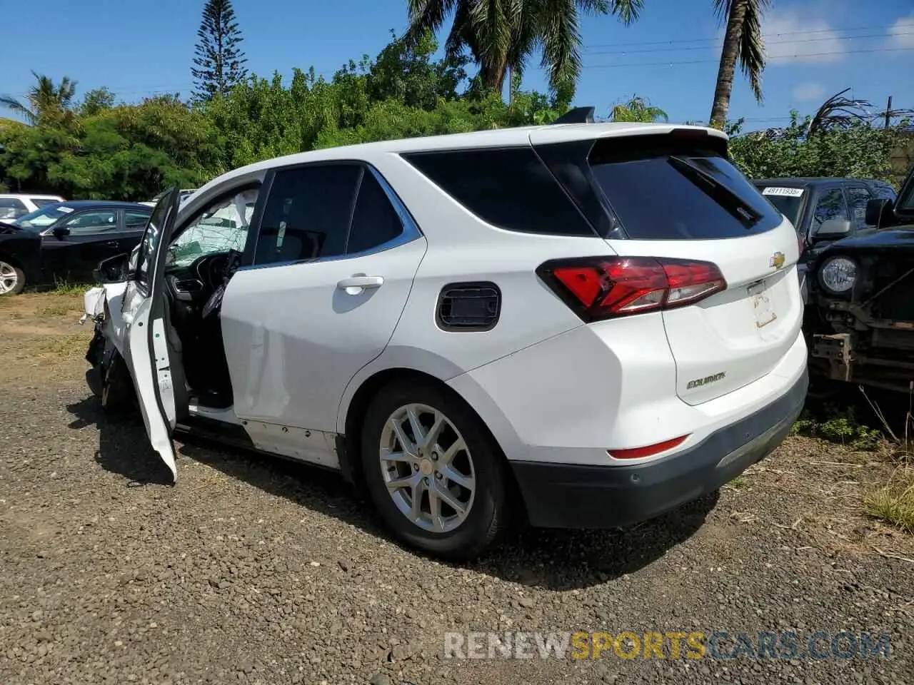 2 fotografías del automóvil dañado 3GNAXUEG8RS142607 CHEVROLET EQUINOX 2024