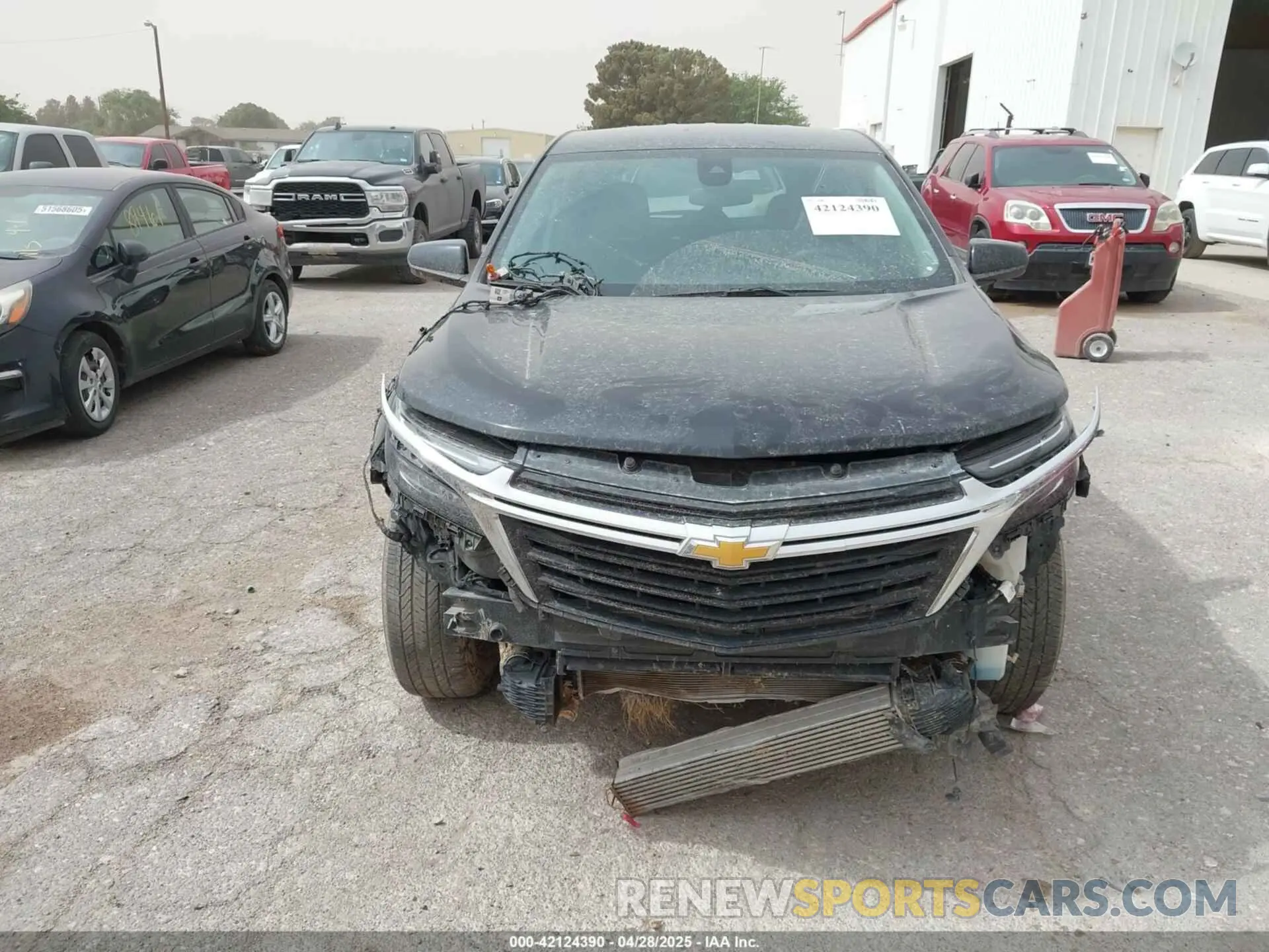 12 fotografías del automóvil dañado 3GNAXUEG9RL244296 CHEVROLET EQUINOX 2024