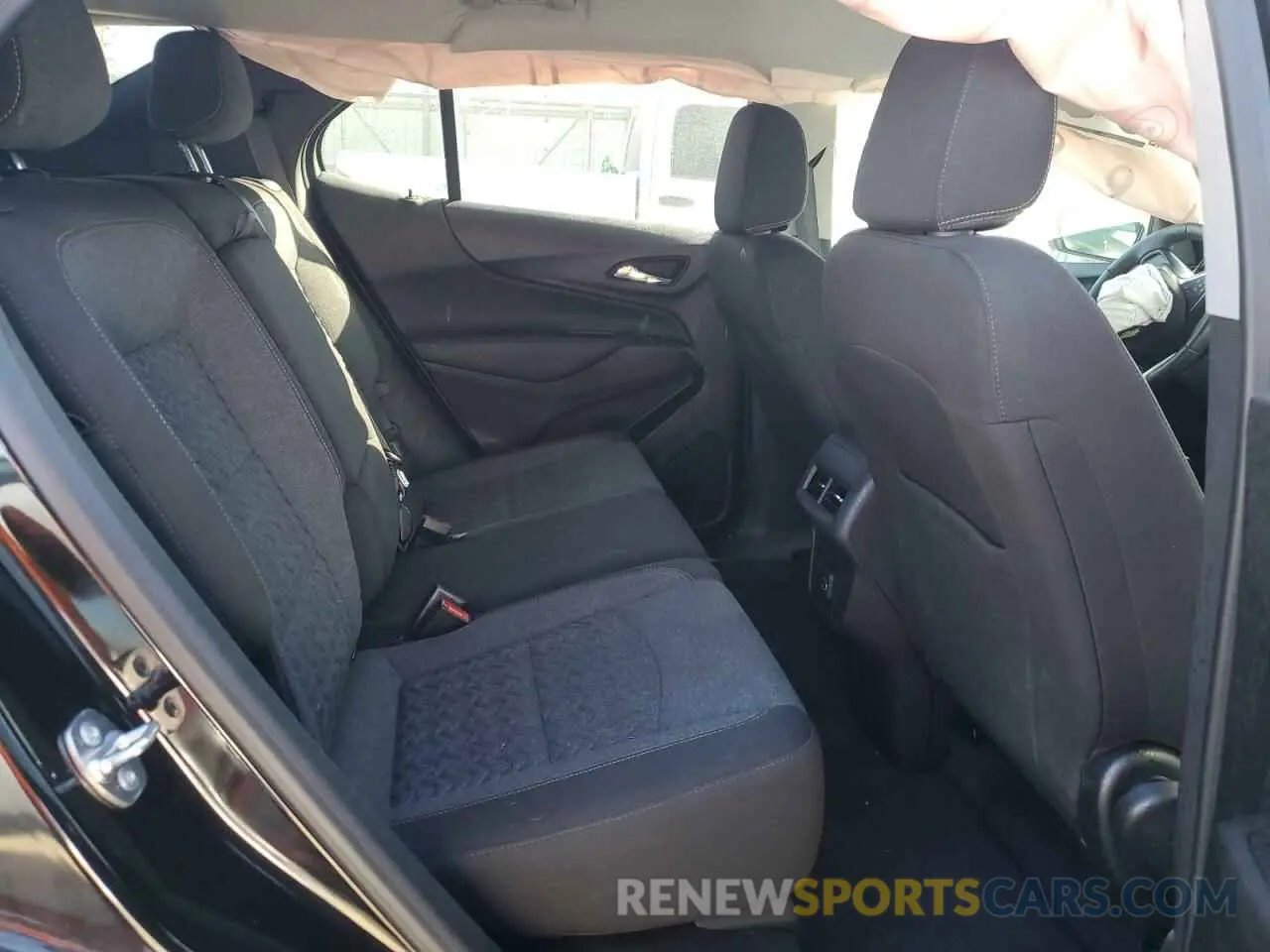 11 fotografías del automóvil dañado 3GNAXUEGXRL241634 CHEVROLET EQUINOX 2024