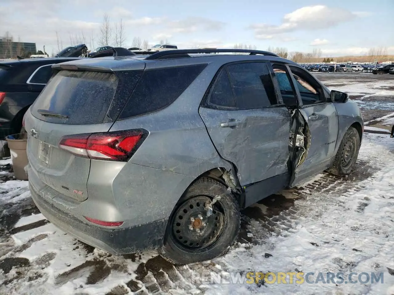 3 fotografías del automóvil dañado 3GNAXWEG4RS189080 CHEVROLET EQUINOX 2024