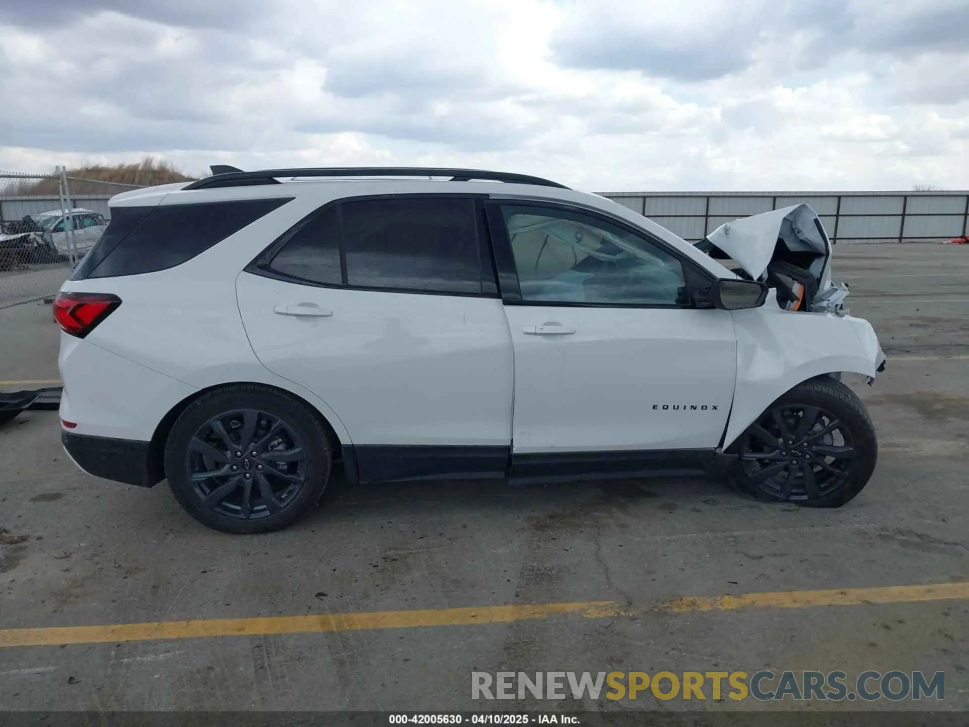13 fotografías del automóvil dañado 3GNAXWEG6RS213895 CHEVROLET EQUINOX 2024