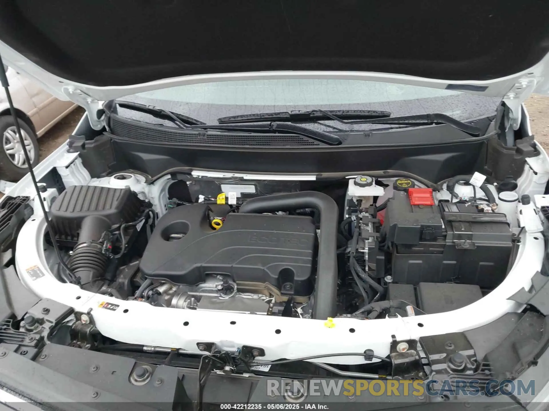 10 fotografías del automóvil dañado 3GNAXHEG0SL304222 CHEVROLET EQUINOX 2025