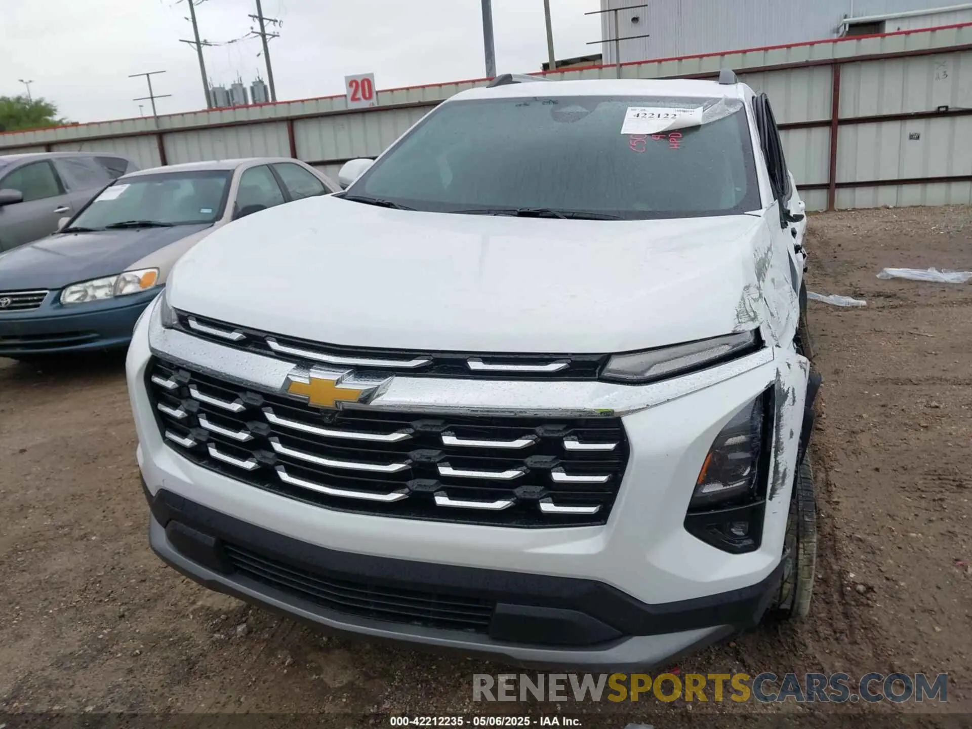 12 fotografías del automóvil dañado 3GNAXHEG0SL304222 CHEVROLET EQUINOX 2025