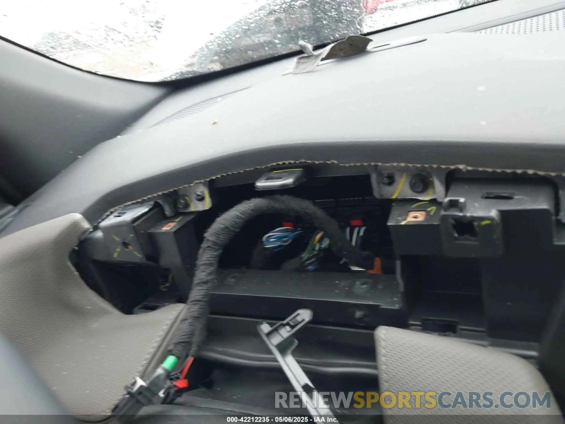 15 fotografías del automóvil dañado 3GNAXHEG0SL304222 CHEVROLET EQUINOX 2025