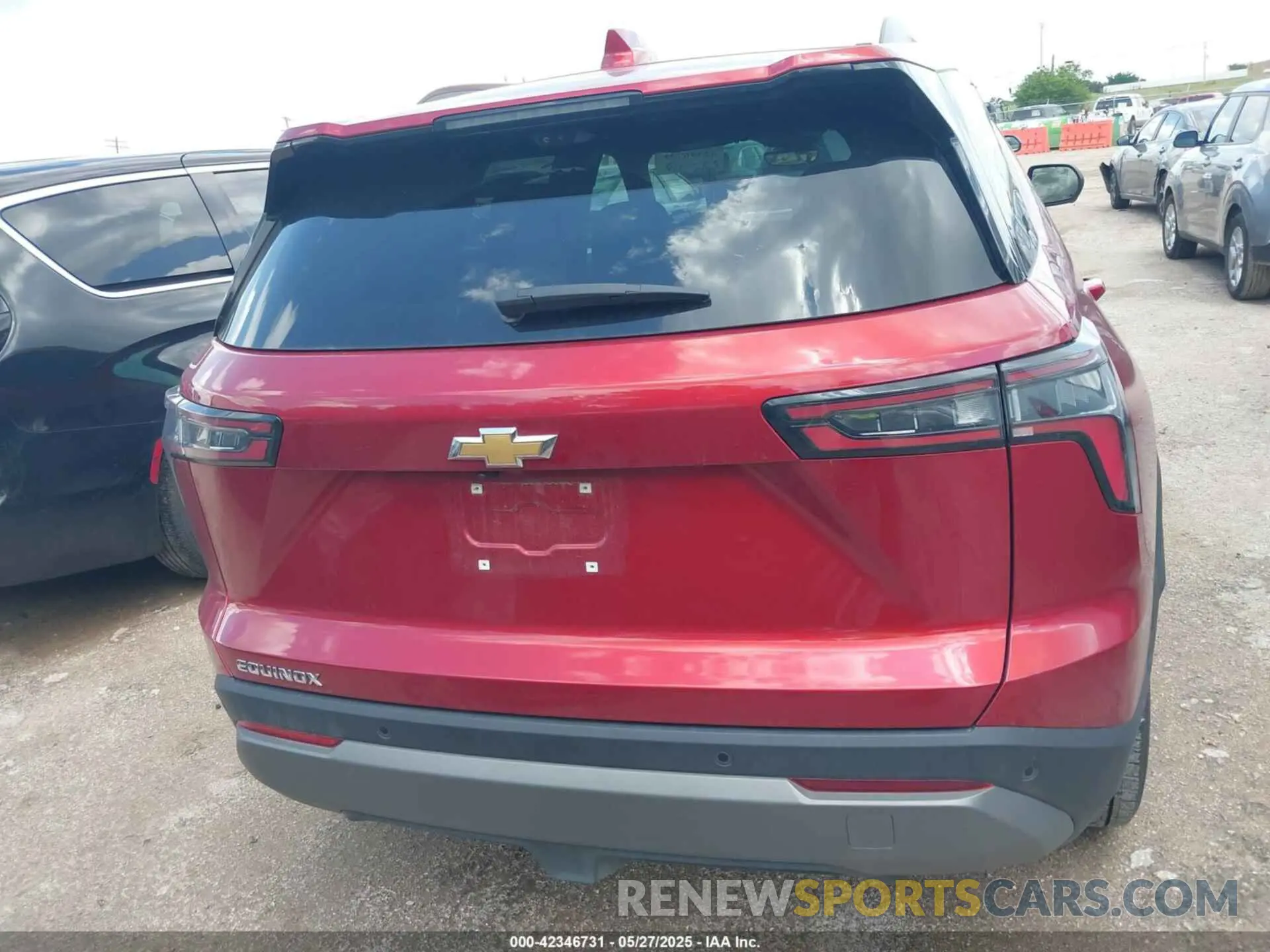 16 fotografías del automóvil dañado 3GNAXHEG1SL222502 CHEVROLET EQUINOX 2025