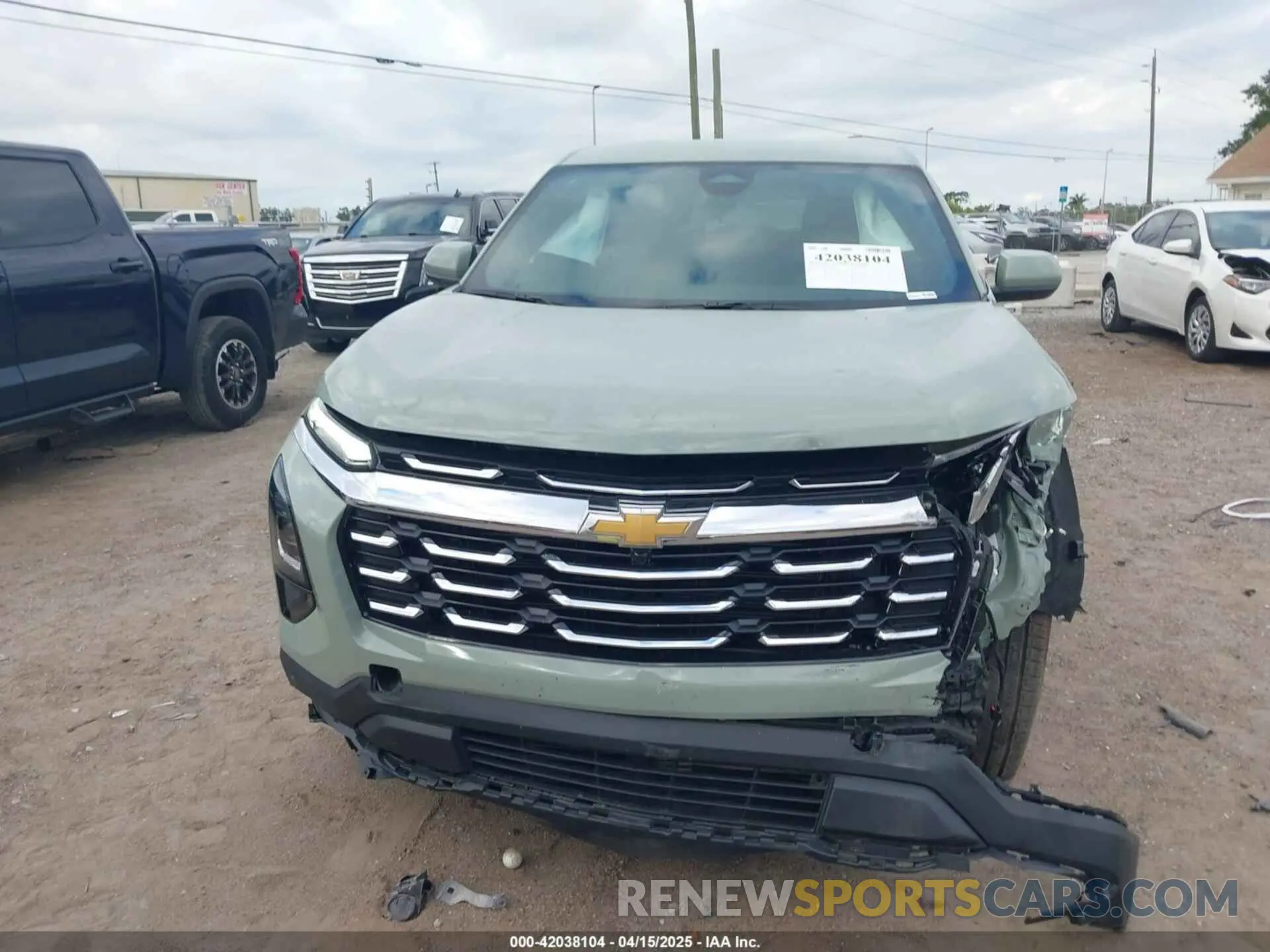 13 fotografías del automóvil dañado 3GNAXHEG1SL228378 CHEVROLET EQUINOX 2025