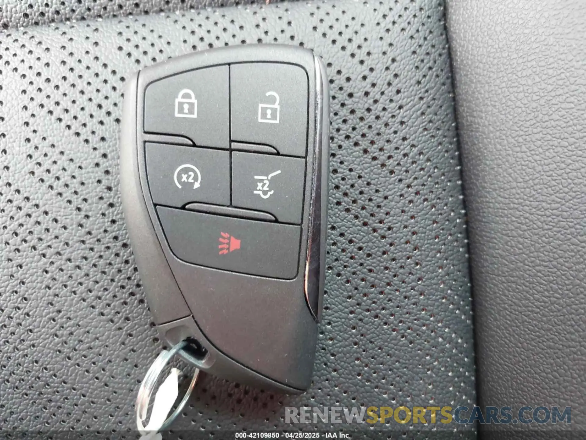 11 fotografías del automóvil dañado 3GNAXHEG1SL302446 CHEVROLET EQUINOX 2025