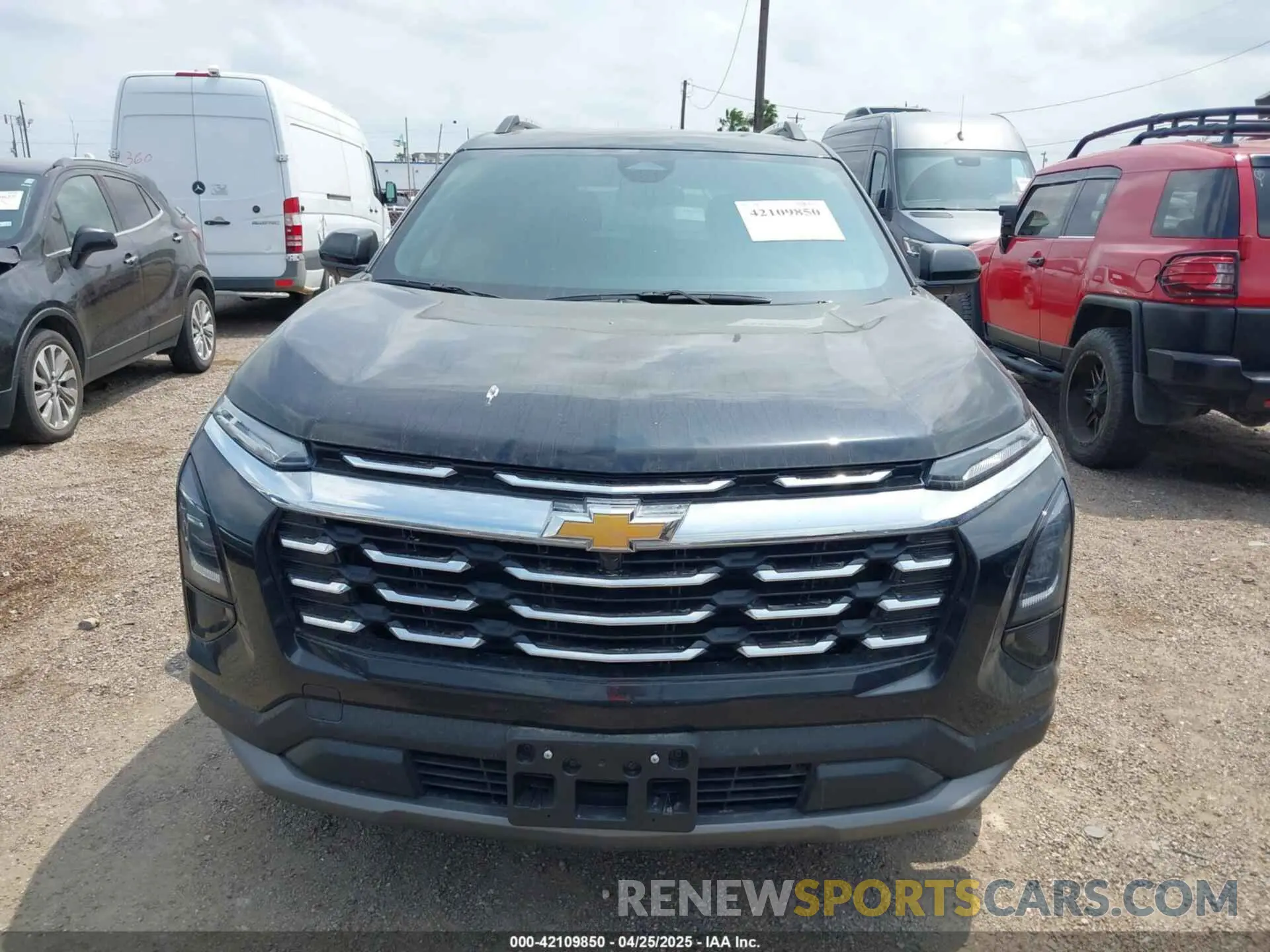 6 fotografías del automóvil dañado 3GNAXHEG1SL302446 CHEVROLET EQUINOX 2025