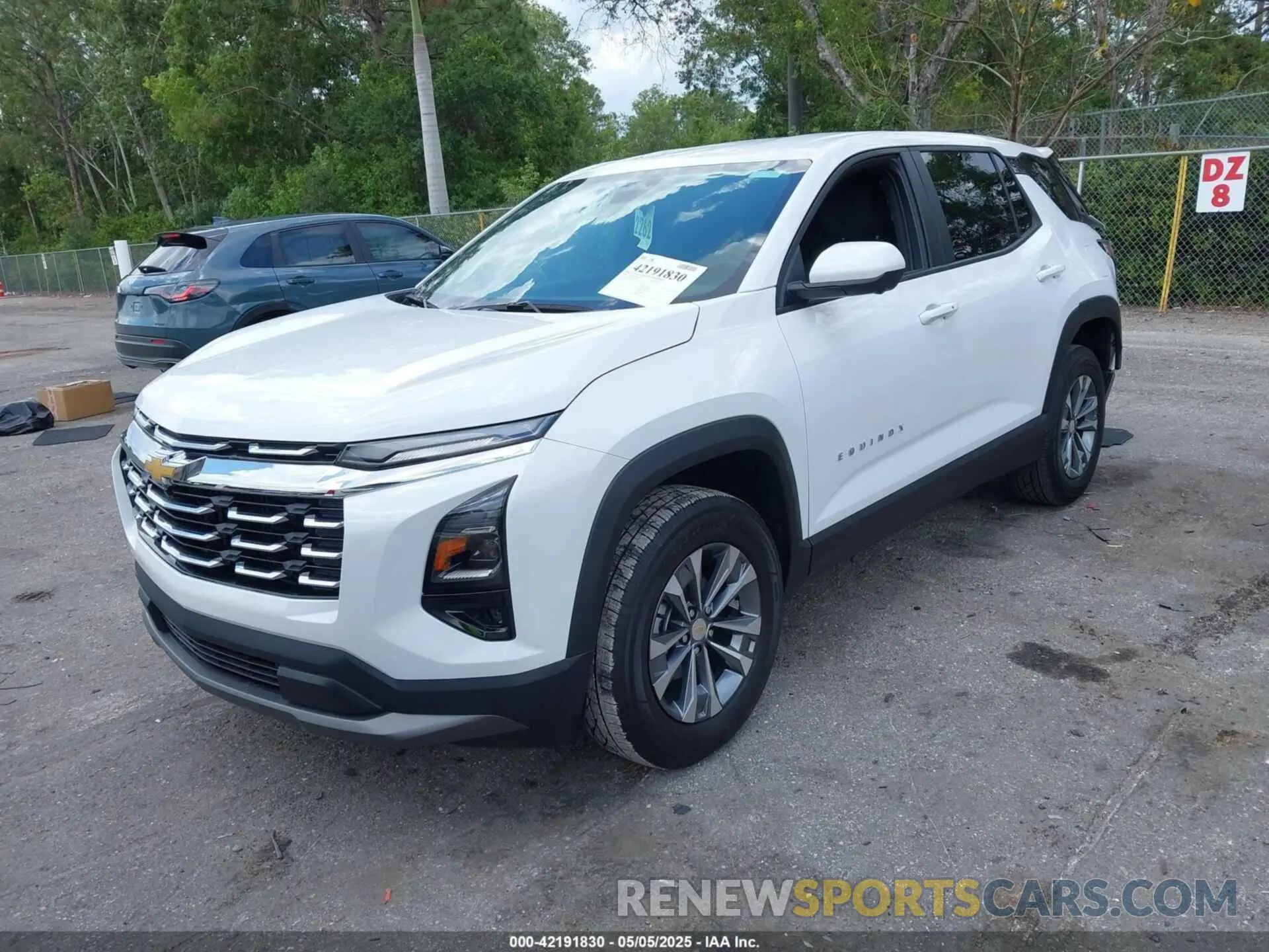 2 fotografías del automóvil dañado 3GNAXHEG2SL115457 CHEVROLET EQUINOX 2025