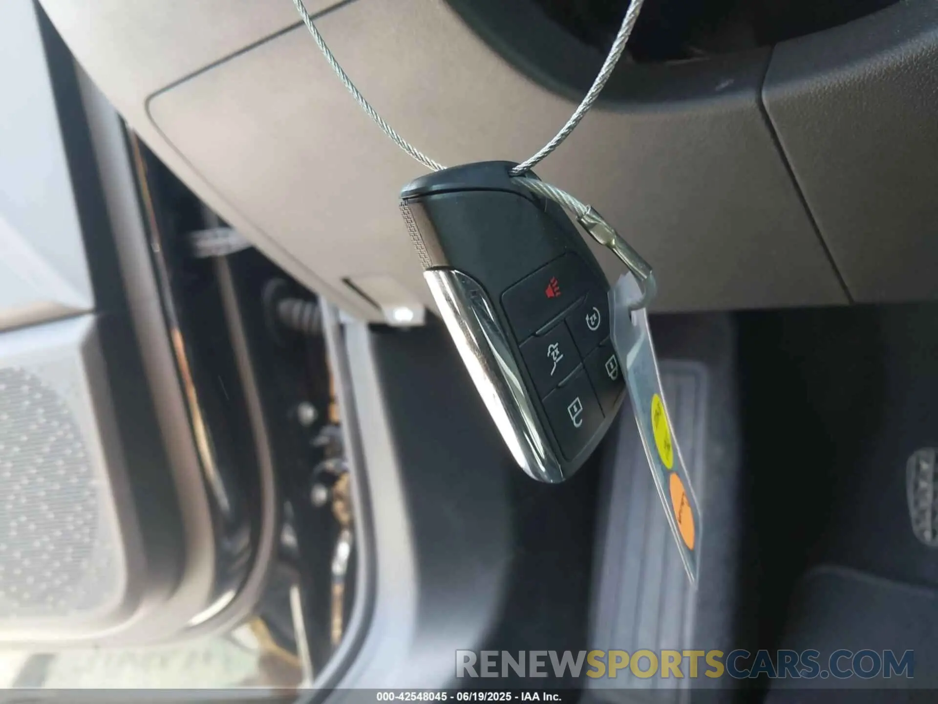 11 fotografías del automóvil dañado 3GNAXHEG2SL215476 CHEVROLET EQUINOX 2025
