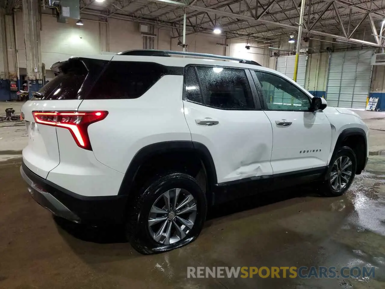 3 fotografías del automóvil dañado 3GNAXHEG2SL217194 CHEVROLET EQUINOX 2025