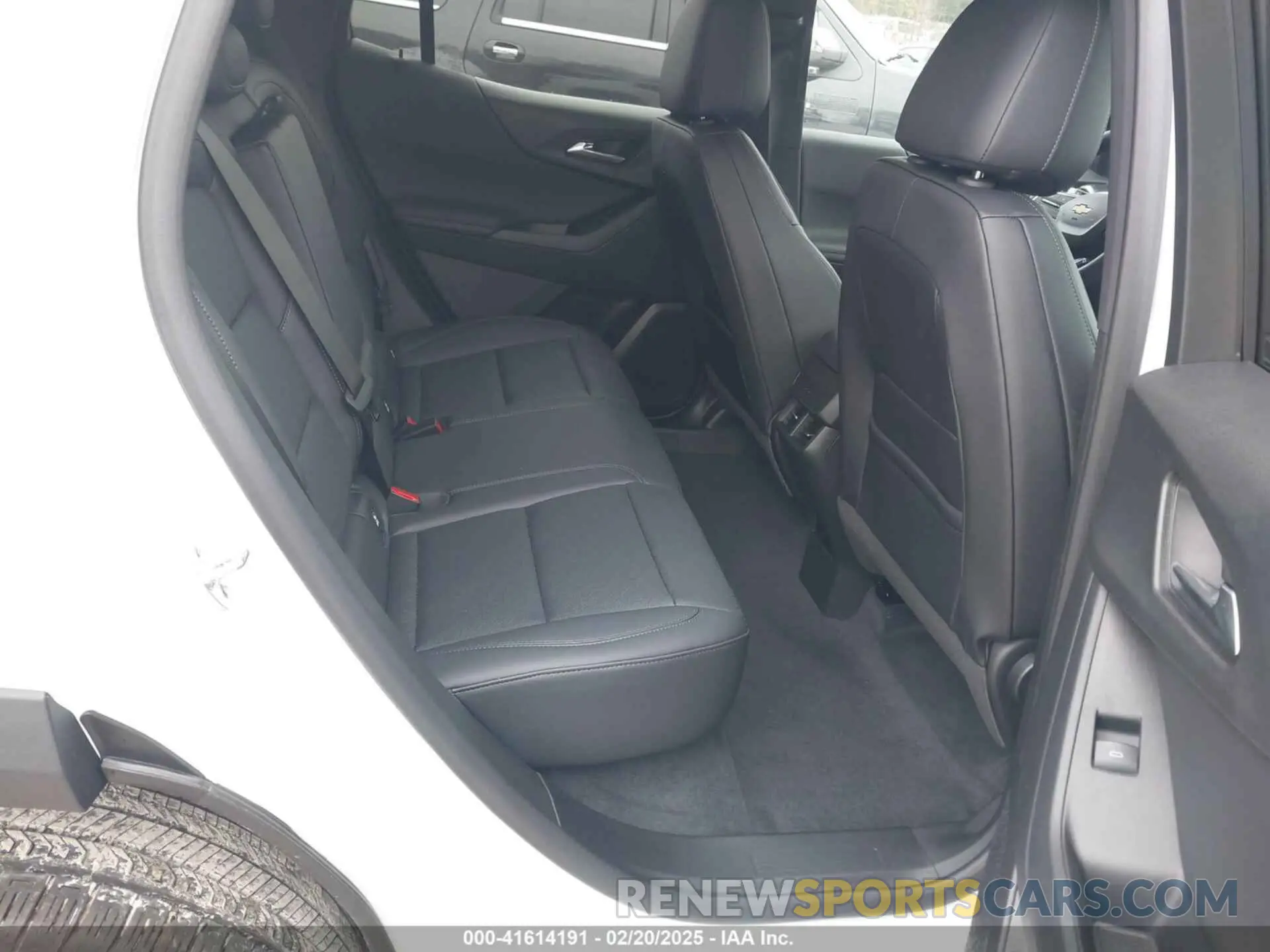 8 fotografías del automóvil dañado 3GNAXHEG2SL222766 CHEVROLET EQUINOX 2025