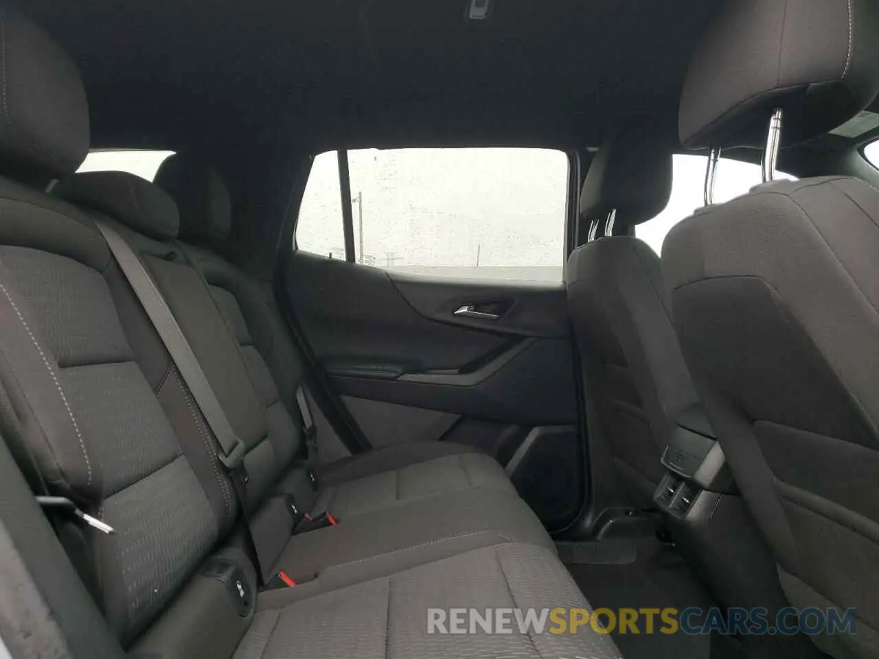 11 fotografías del automóvil dañado 3GNAXHEG2SL226929 CHEVROLET EQUINOX 2025
