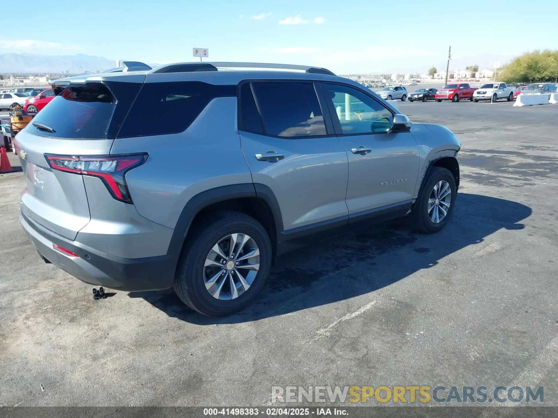 4 fotografías del automóvil dañado 3GNAXHEG3SL110879 CHEVROLET EQUINOX 2025