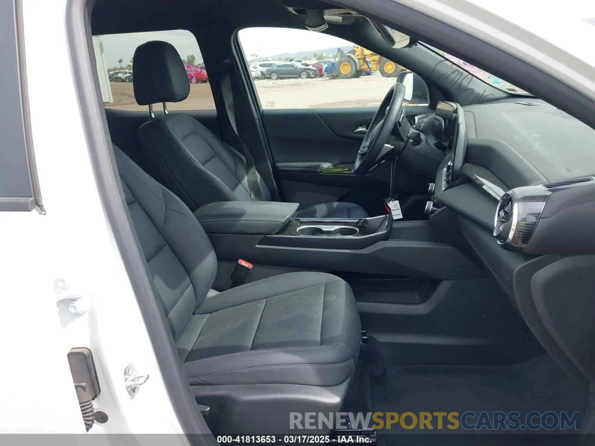 5 fotografías del automóvil dañado 3GNAXHEG3SL164652 CHEVROLET EQUINOX 2025